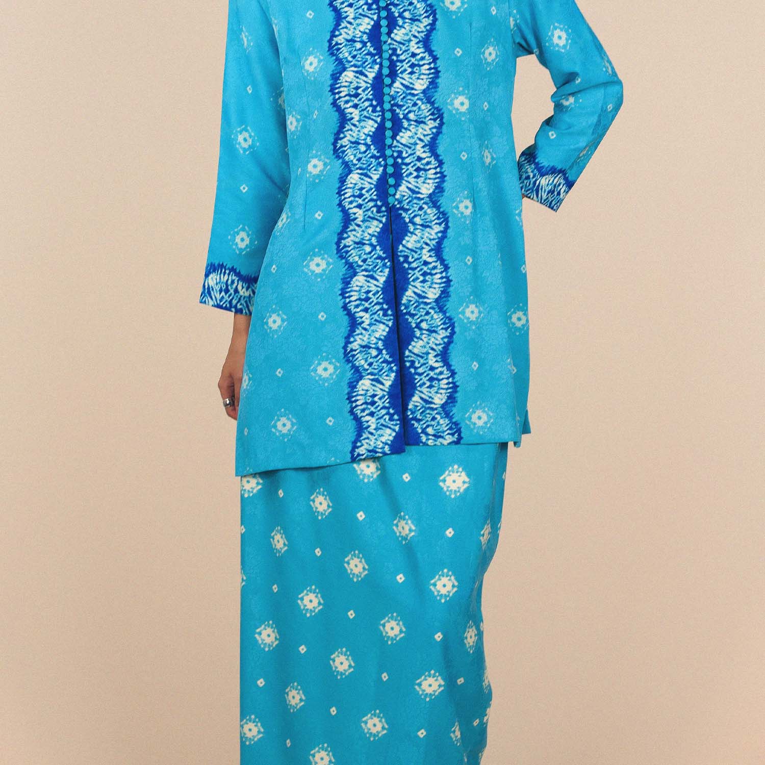 Vintage World Collection