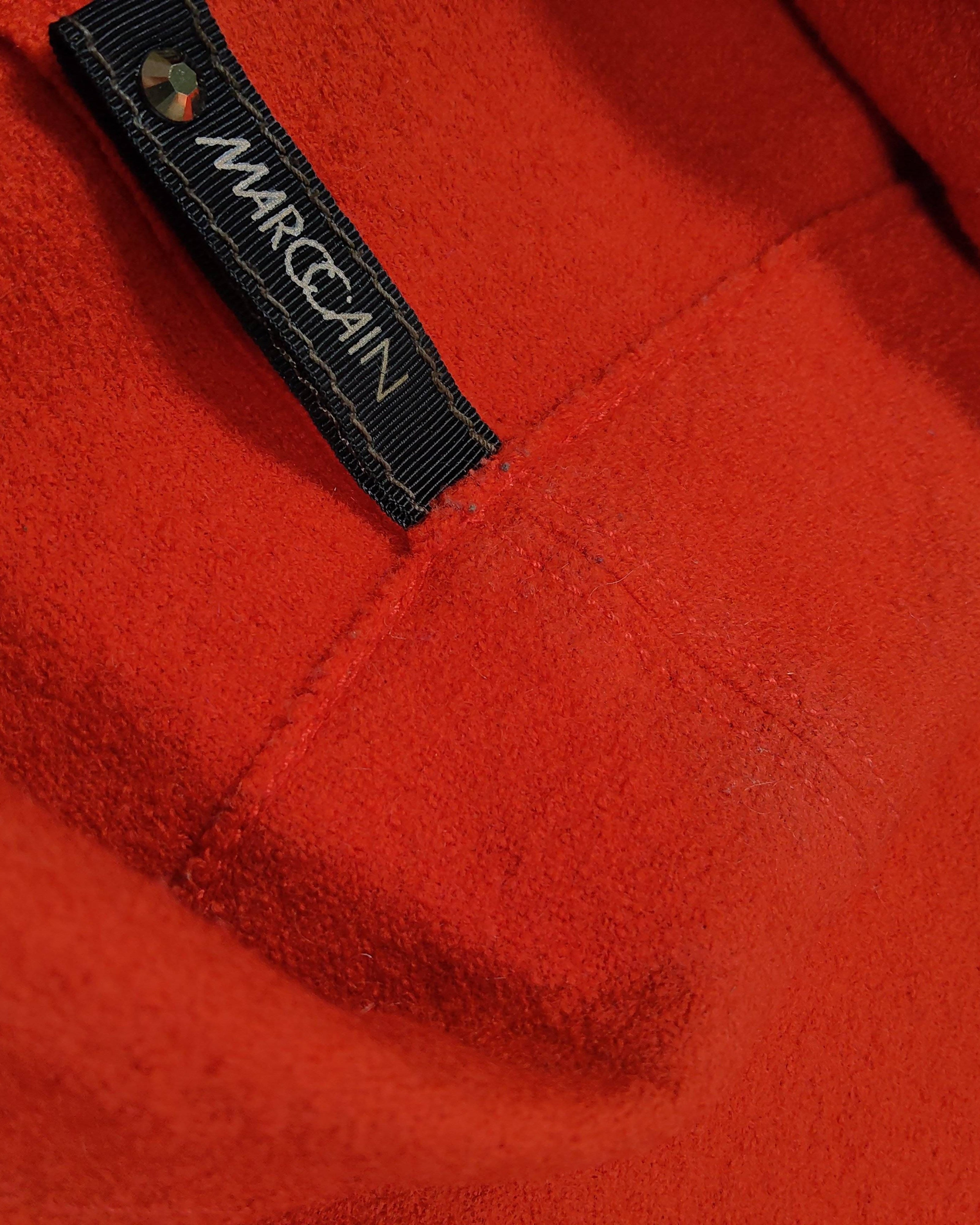 Extra-1 Pre-owned MARCCAIN Blazer – Red Notched Lapel (Size S)