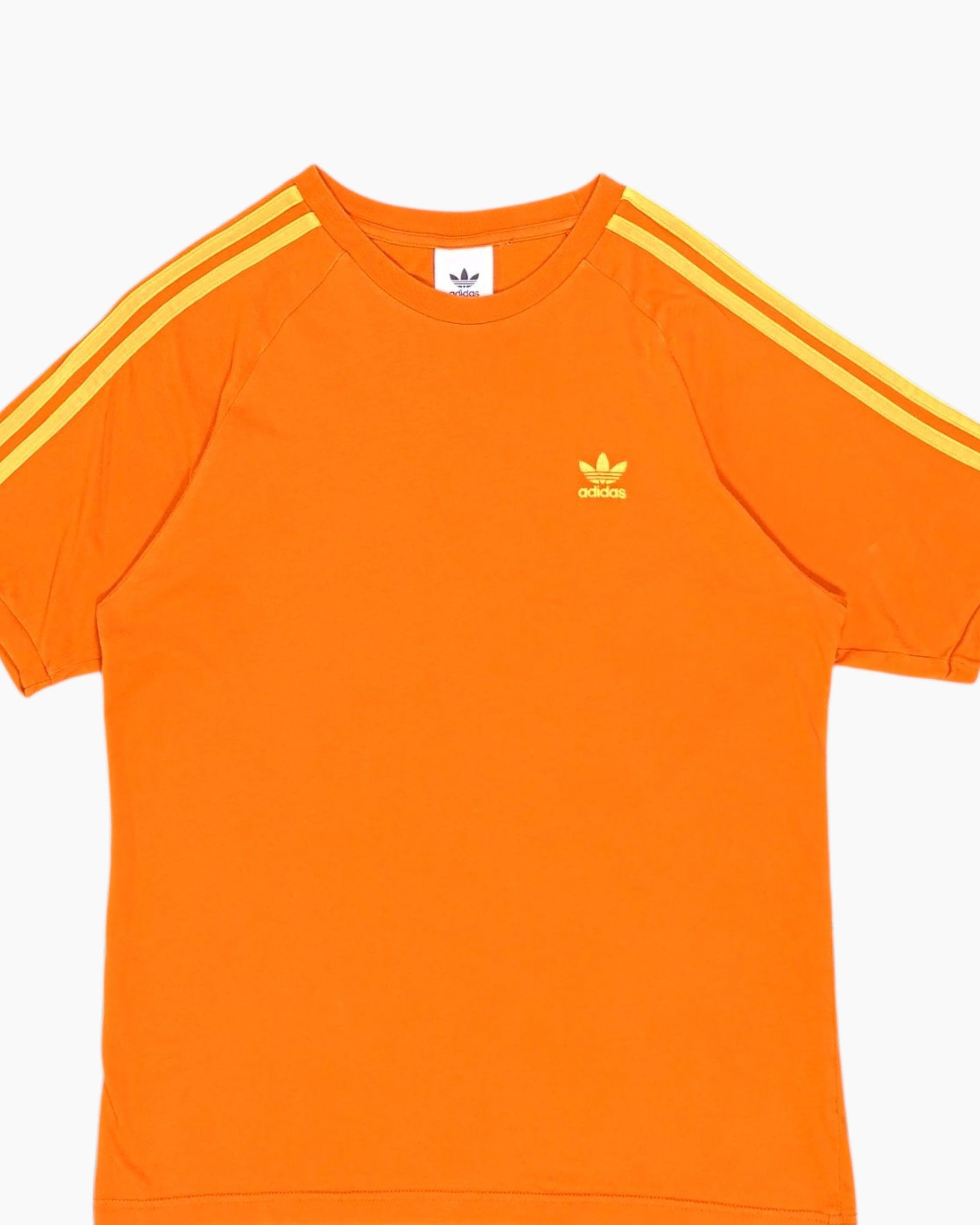 Front-detail-1 Pre-owned adidas Graphic T-Shirt – Orange Chest Logo (L)
