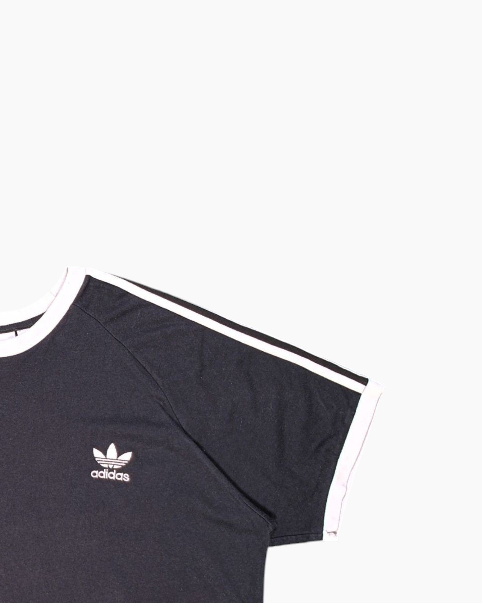 Front-detail-2 Pre-owned adidas Graphic T-Shirt – Black Trefoil Chest Print