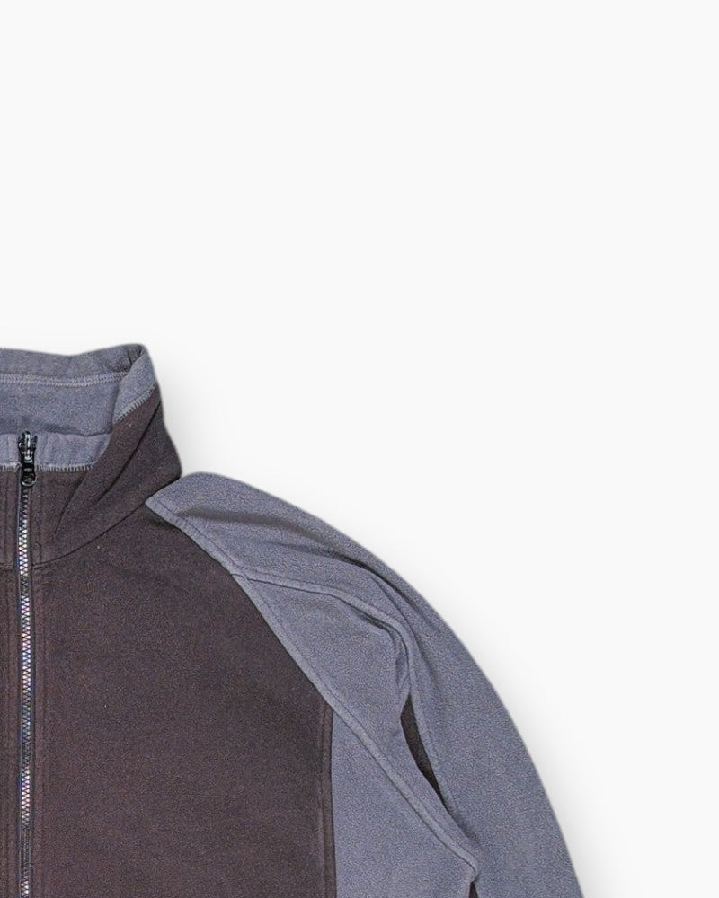 Front-detail-2 Pre-owned Columbia Sportswear Company Full-Zip Fleece Jacket – Gray Contrast Paneling