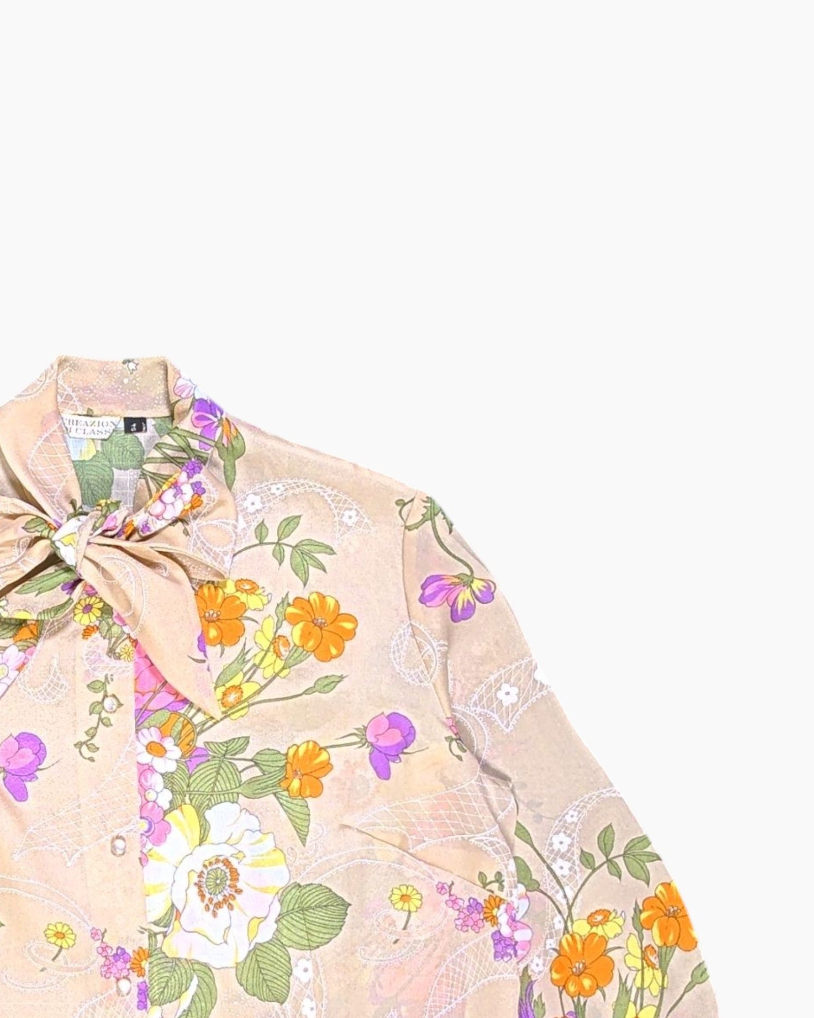 Front-detail-2 Vintage 70s CREAZIONI I CLASSI Button-Down Shirt – Floral Pussy-Bow