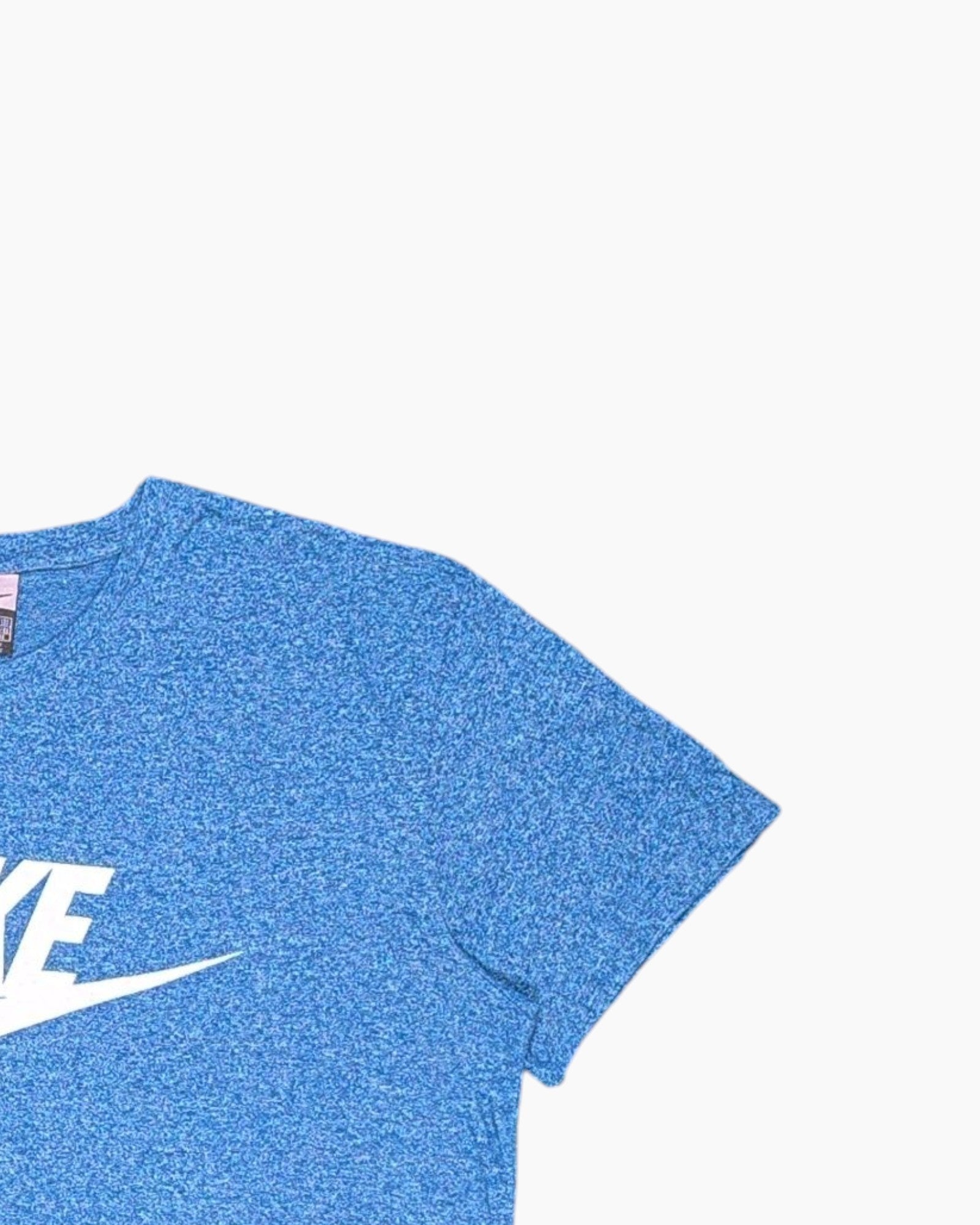 Front-detail-2 Vintage 90s/2000s Nike Graphic T-Shirt – Blue Center Chest Logo