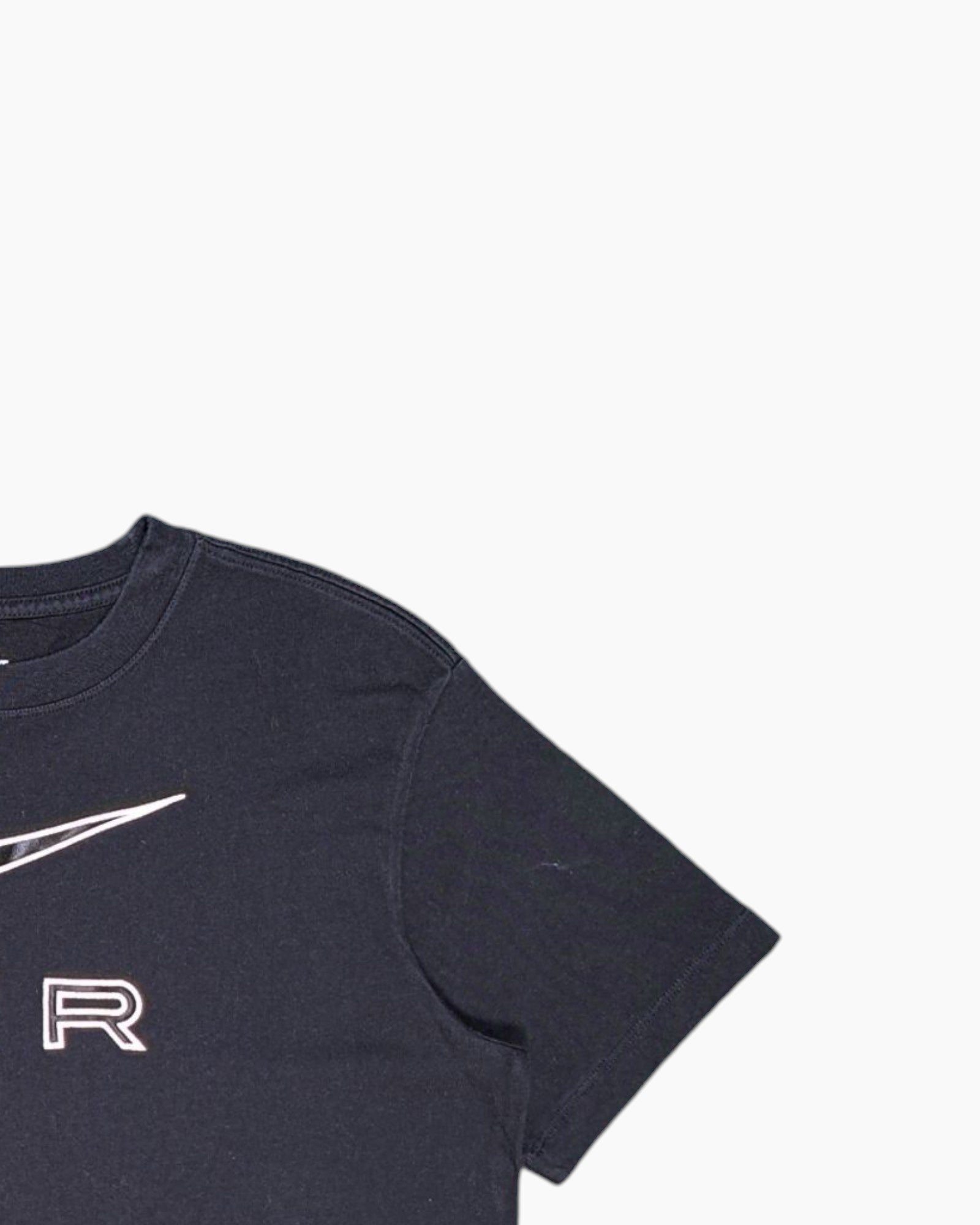 Front-detail-2 Pre-owned Nike Graphic T-Shirt – Black Printed Logo