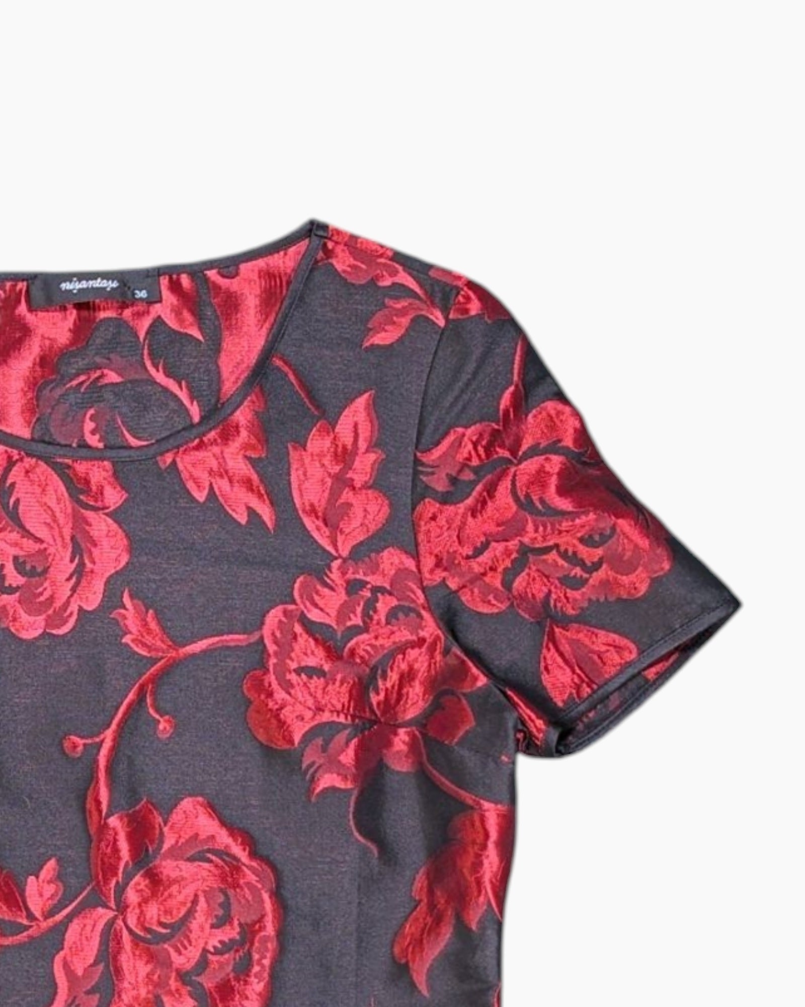 Front-detail-2 Pre-owned nişantaşı Blouse – Floral jacquard one-shoulder (Size 36)