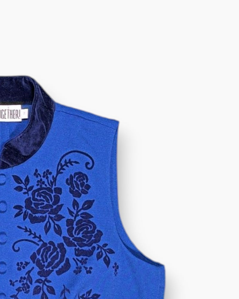 Front-detail-2 Vintage 90s TOGETHER! Sleeveless Blouse – Blue Floral Flocked Velvet Collar