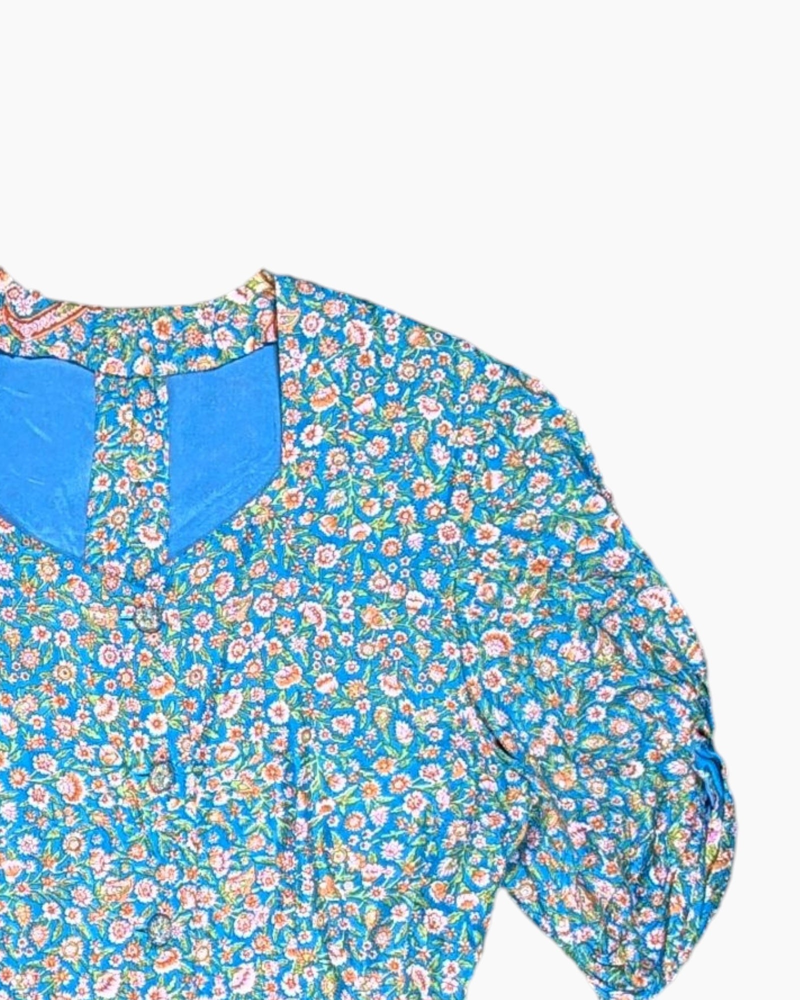 Front Detail 2 Vintage 70s Unknown Blouse – Turquoise Floral Ditsy (Preloved)