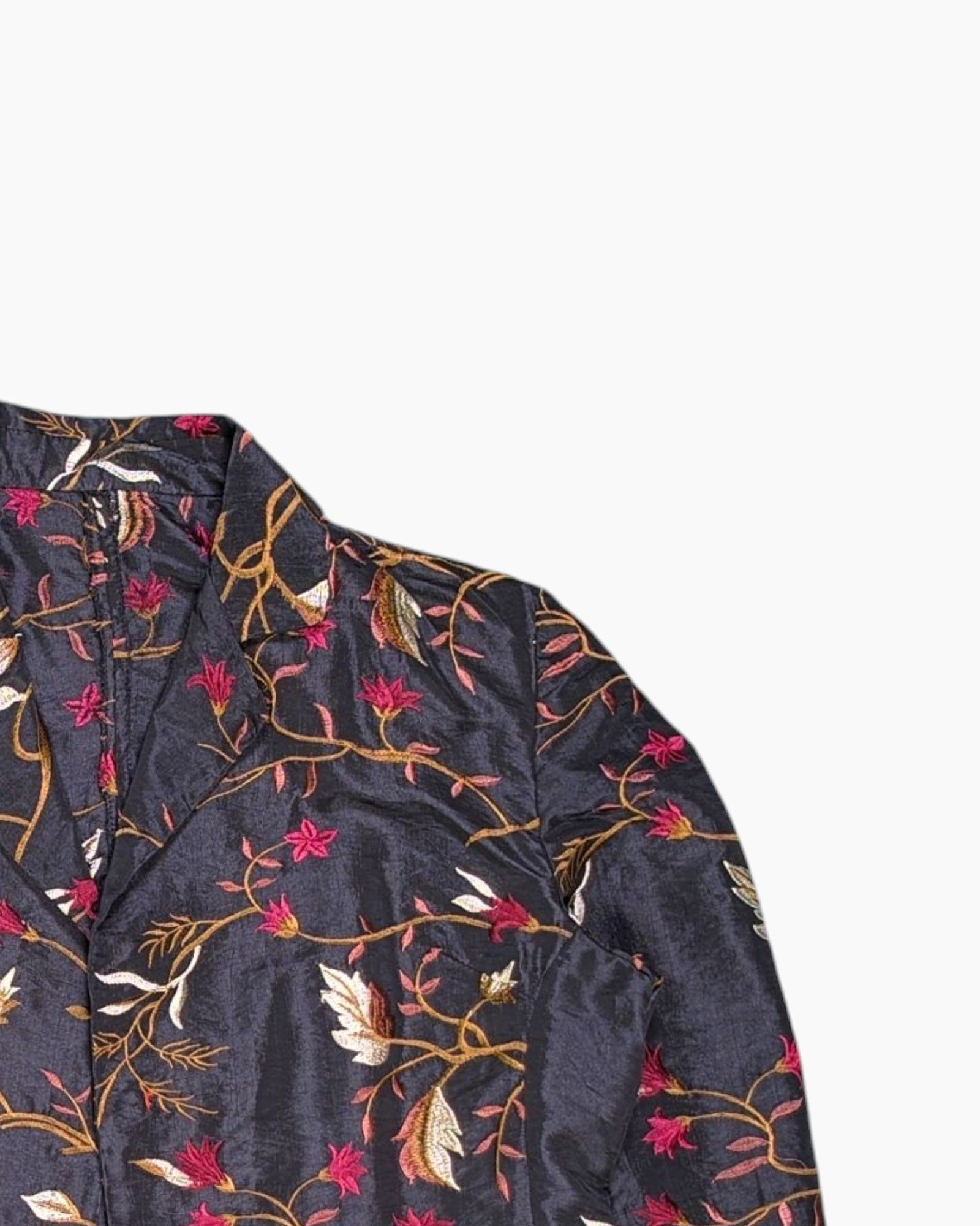 Front-detail-2 Vintage 80s/90s Unknown Bomber Jacket – Floral Embroidered Crop