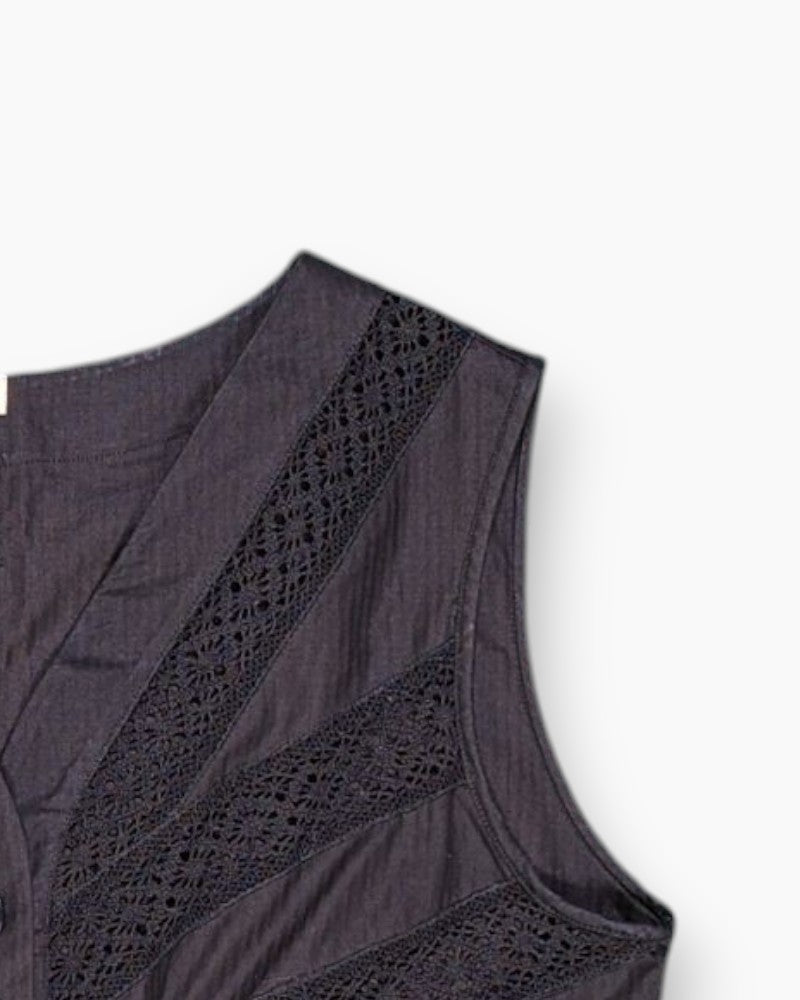 Front-detail-2 Vintage 70s Unknown Sleeveless Top – Black Lace Panel Tank