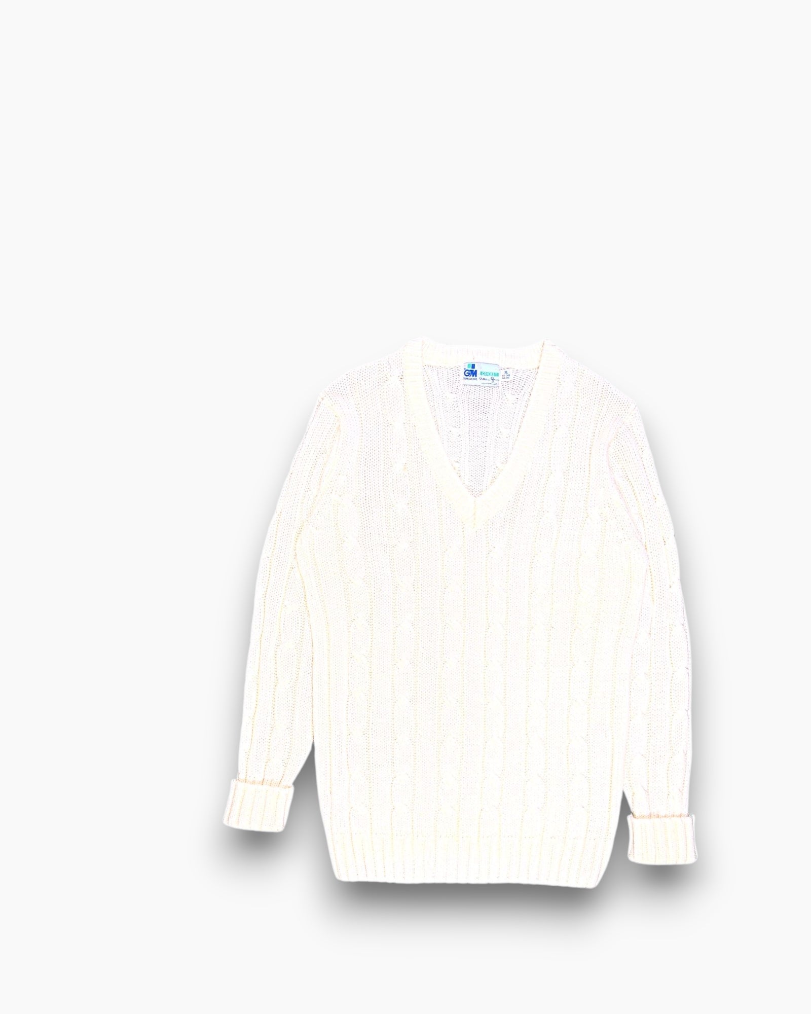 Front Vintage 80s/90s Gunn & Moore Cable Knit Sweater – Cream Cricket V-neck
