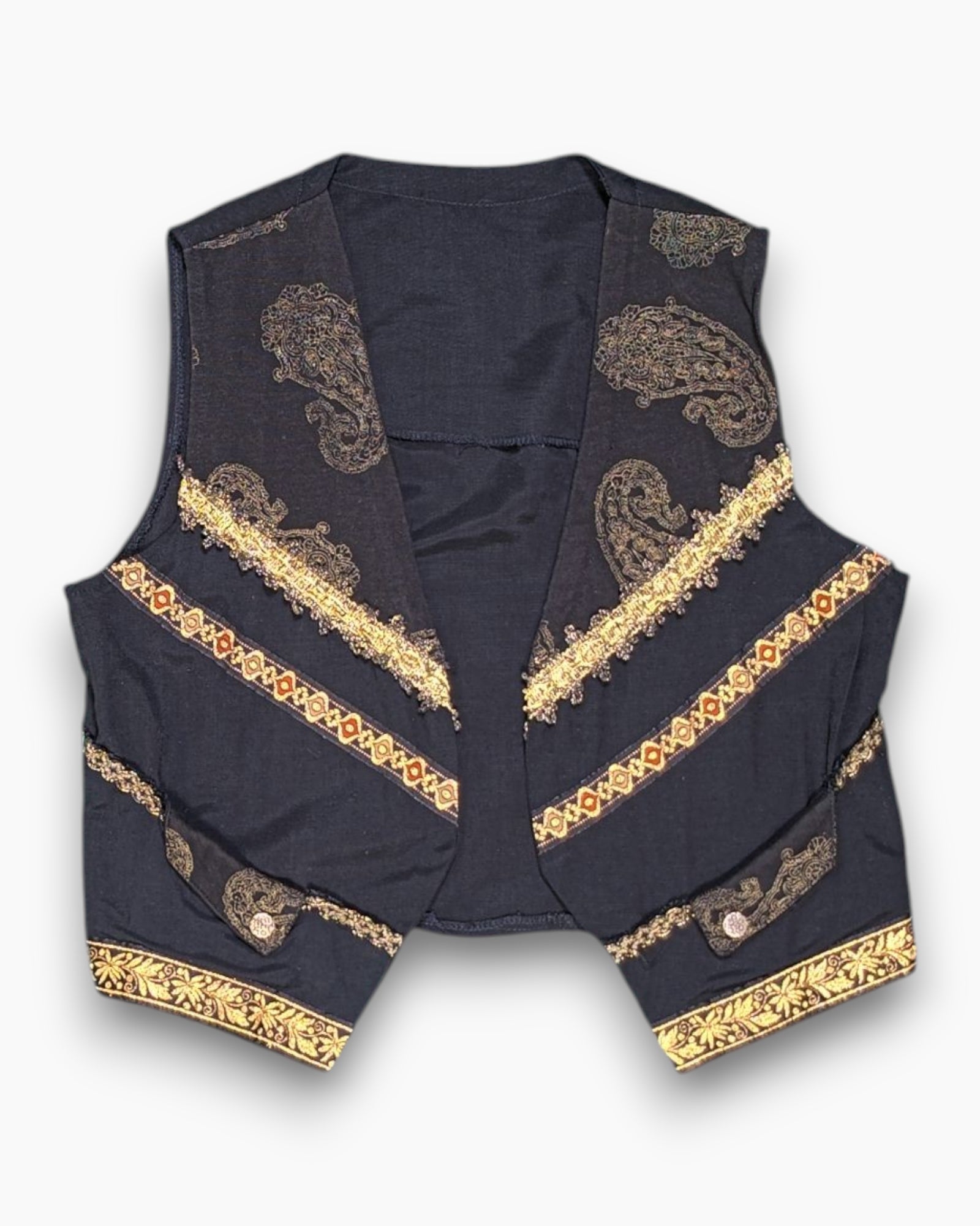 Front Vintage 80s/90s Unique Sleeveless Top – Black Baroque Trim