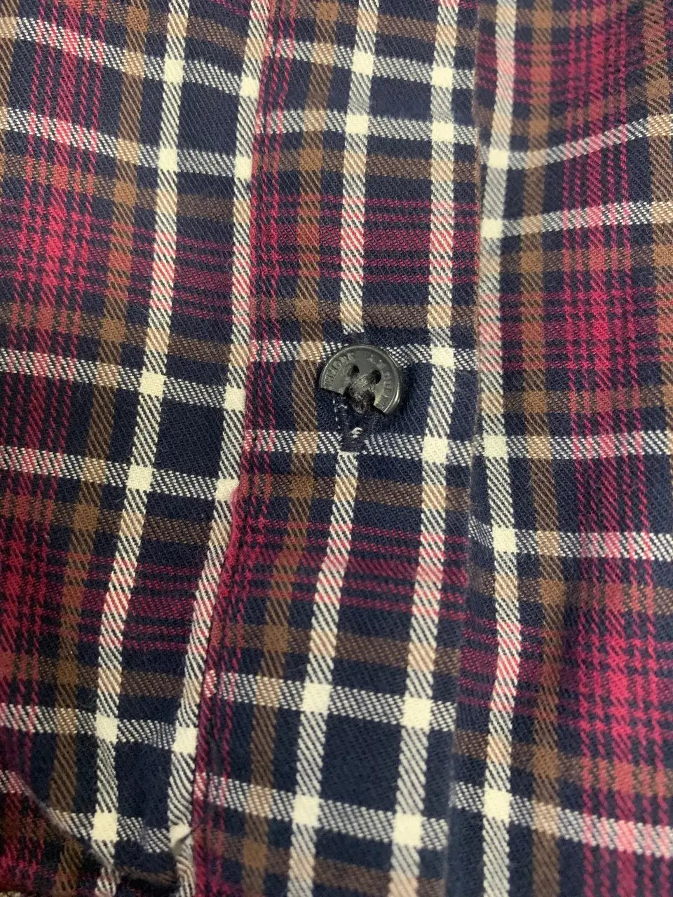 A.W. Dunmore - Checked Shirt- ThriftTale.com - Vintage and second handclothing