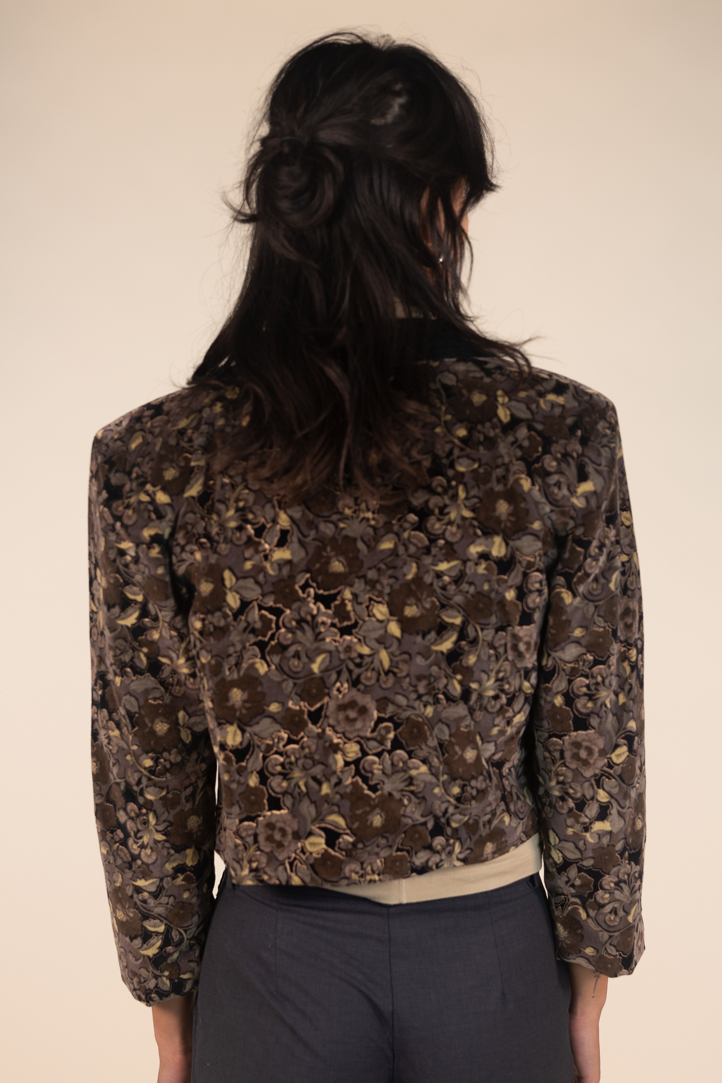 Cropped Floral Velvet Blazer