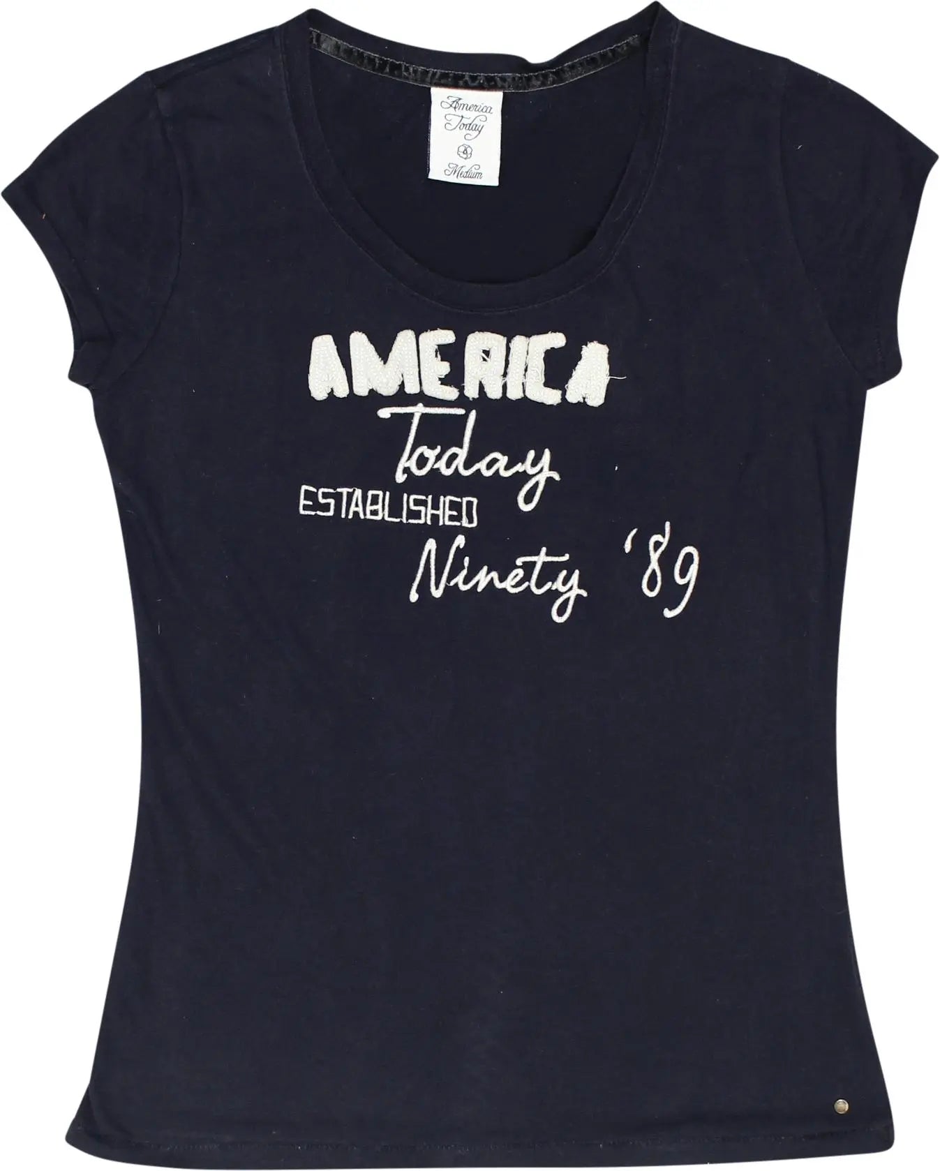 America Today - T-Shirt- ThriftTale.com - Vintage and second handclothing