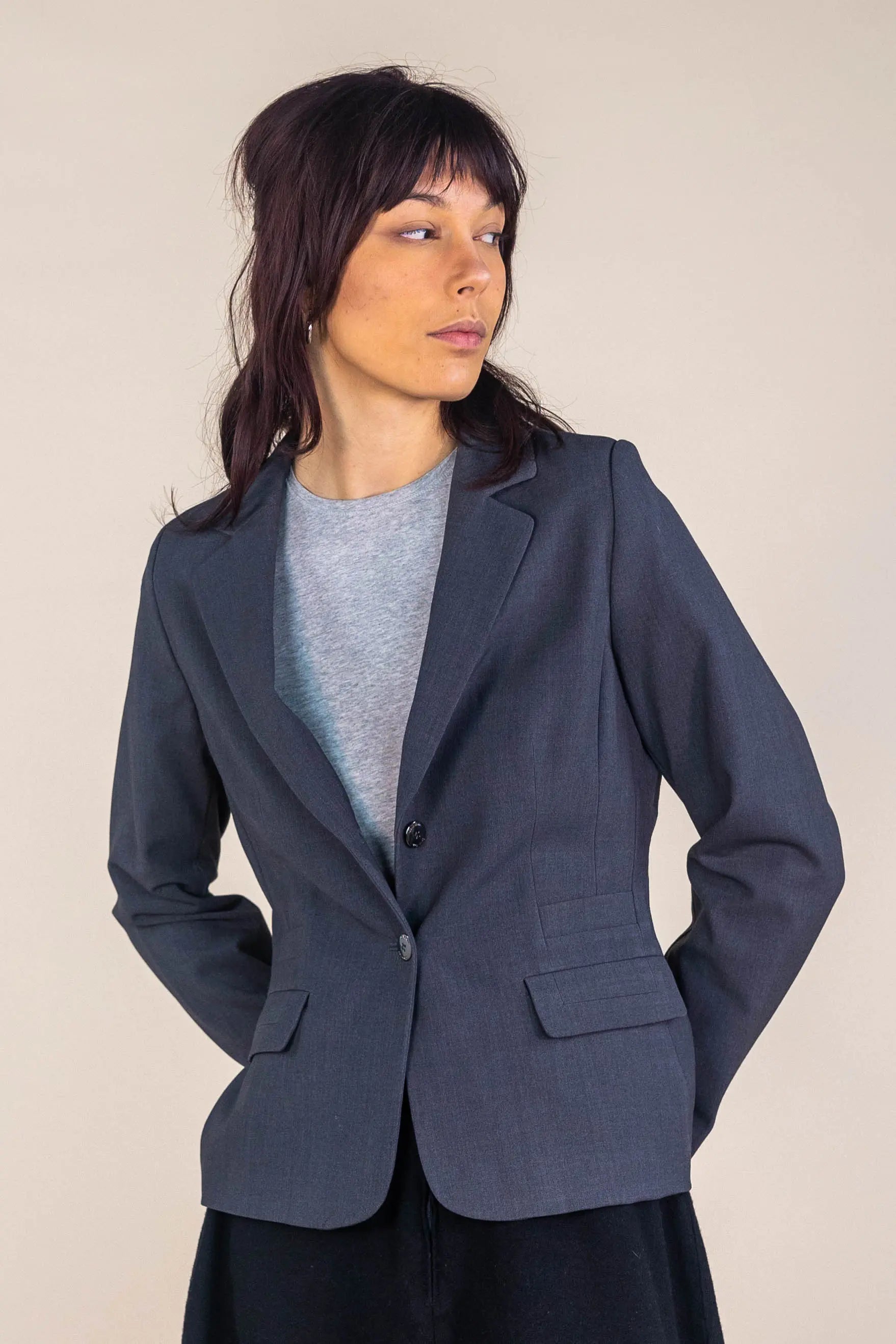 Calvin Klein - Calvin Klein Grey Fitted Blazer- ThriftTale.com - Vintage and second handclothing