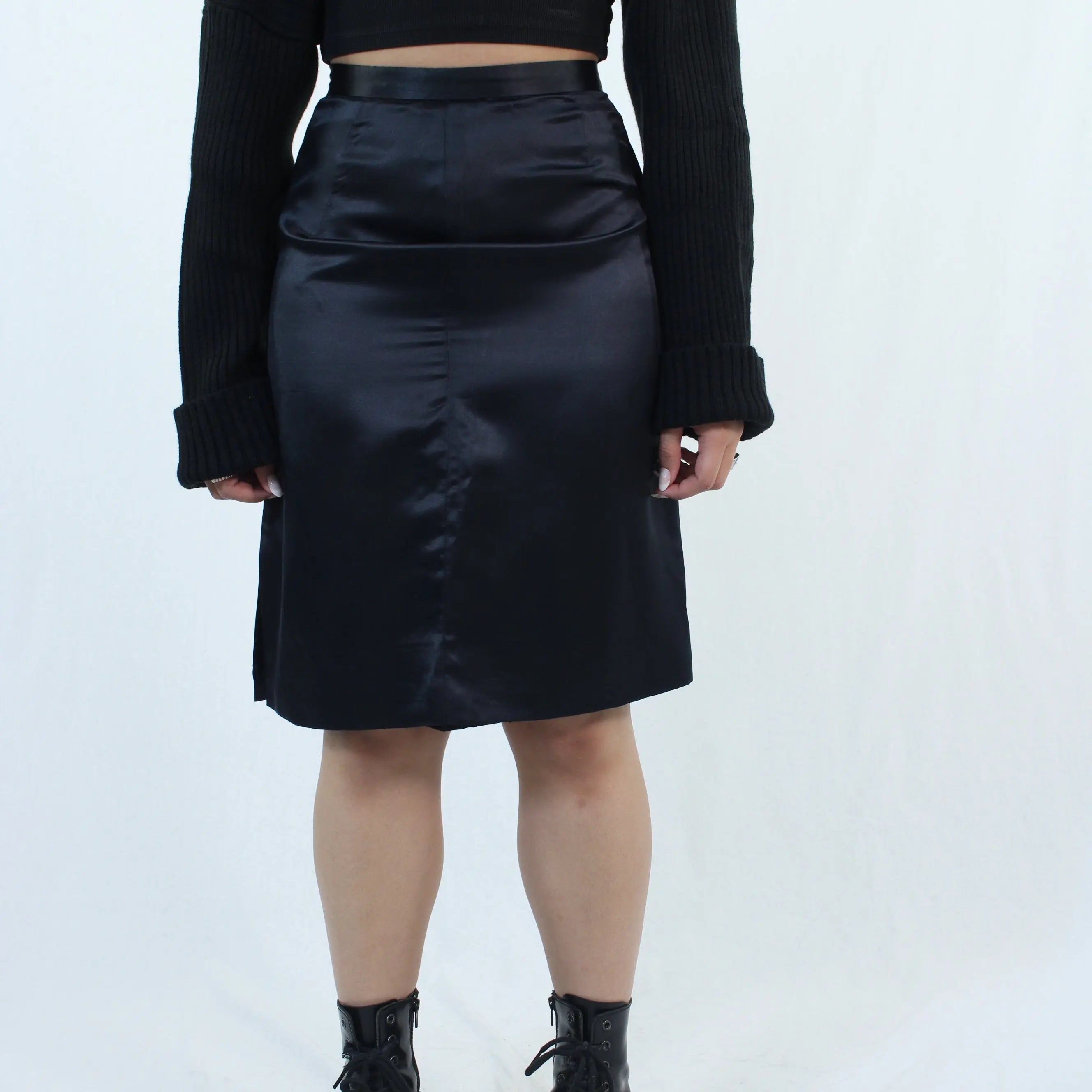 Confezioni Gianna - Black Satin Skirt- ThriftTale.com - Vintage and second handclothing