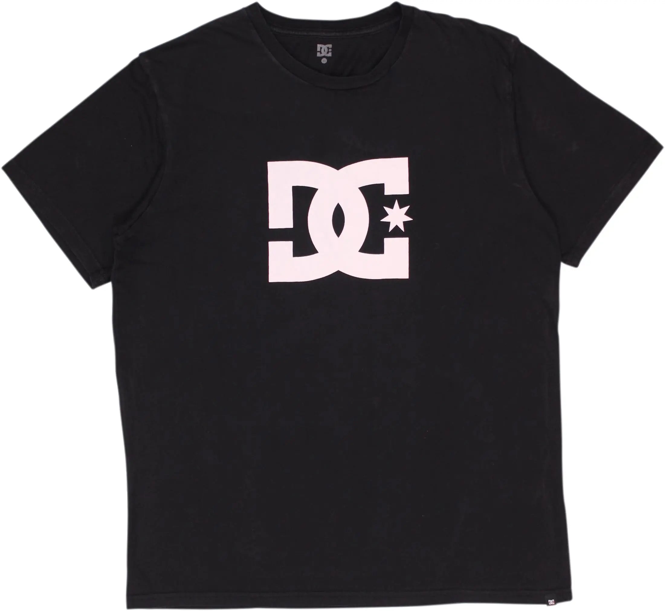 DC - DC T-Shirt- ThriftTale.com - Vintage and second handclothing