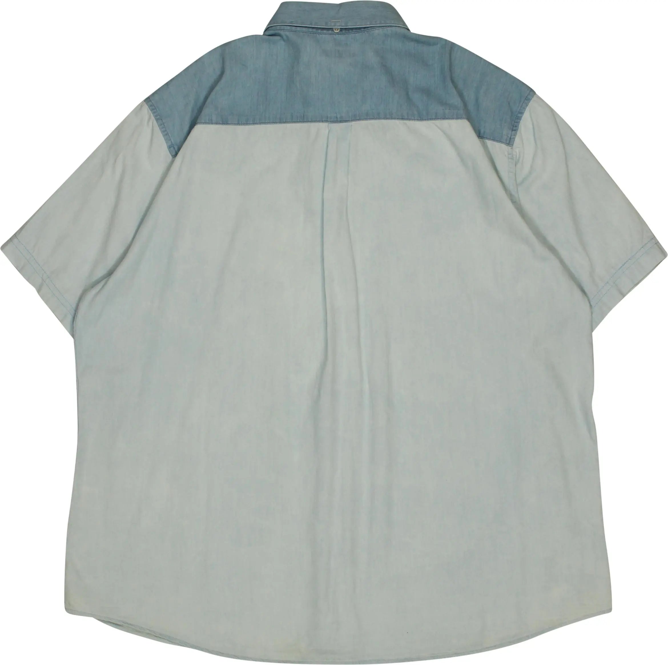 Dressmann - Slim Fit Denim Short Sleeve Shirt- ThriftTale.com - Vintage and second handclothing