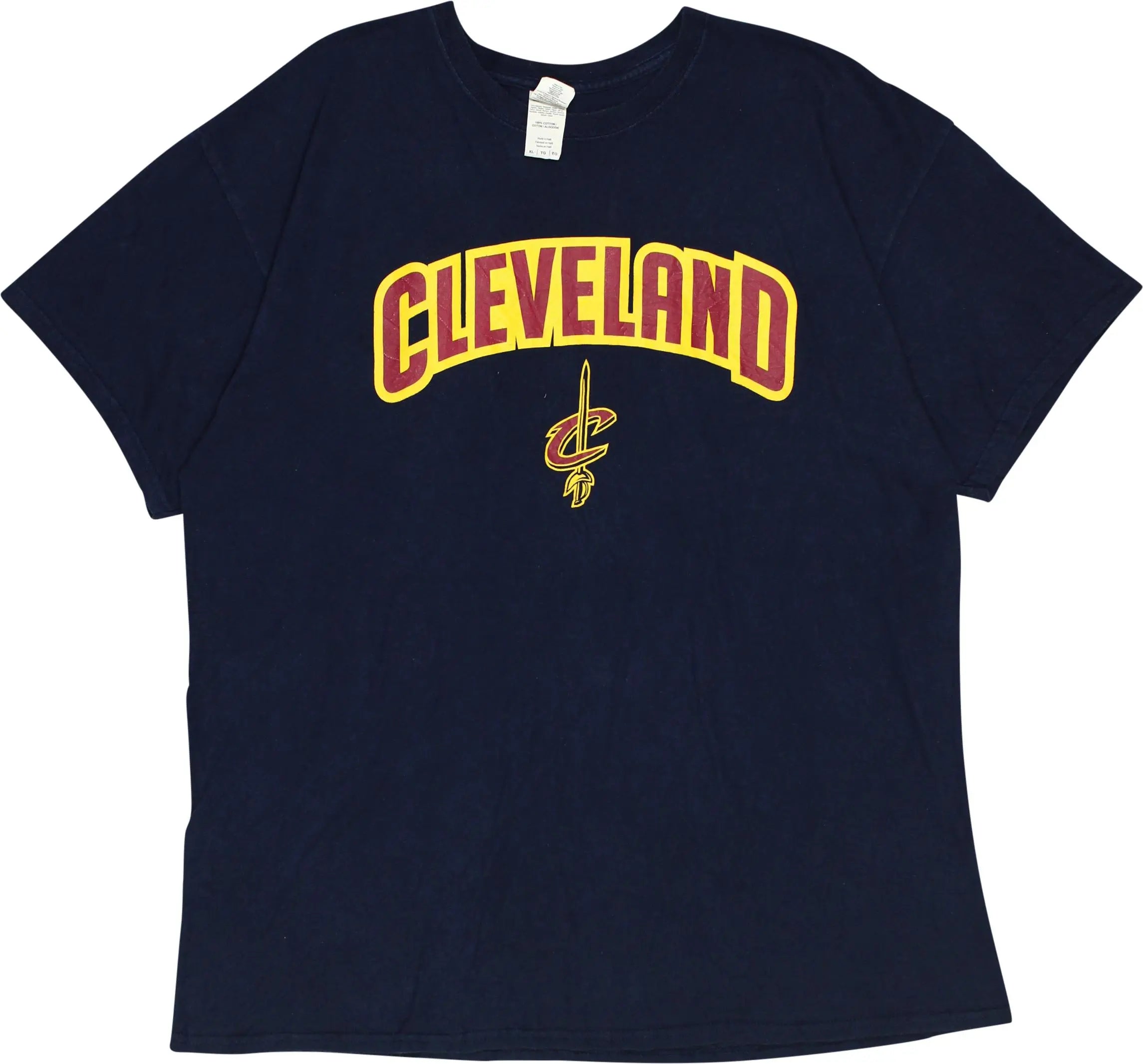 Gildan - Cleveland T-Shirt- ThriftTale.com - Vintage and second handclothing