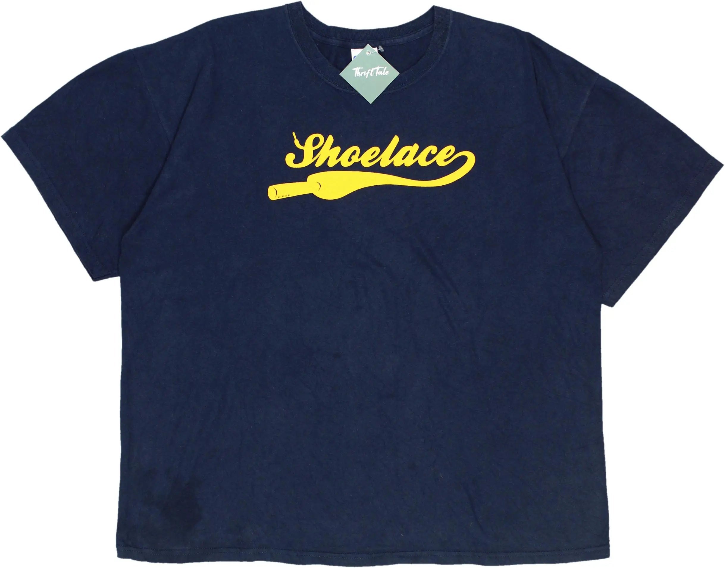 Gildan - Shoelace T-Shirt- ThriftTale.com - Vintage and second handclothing