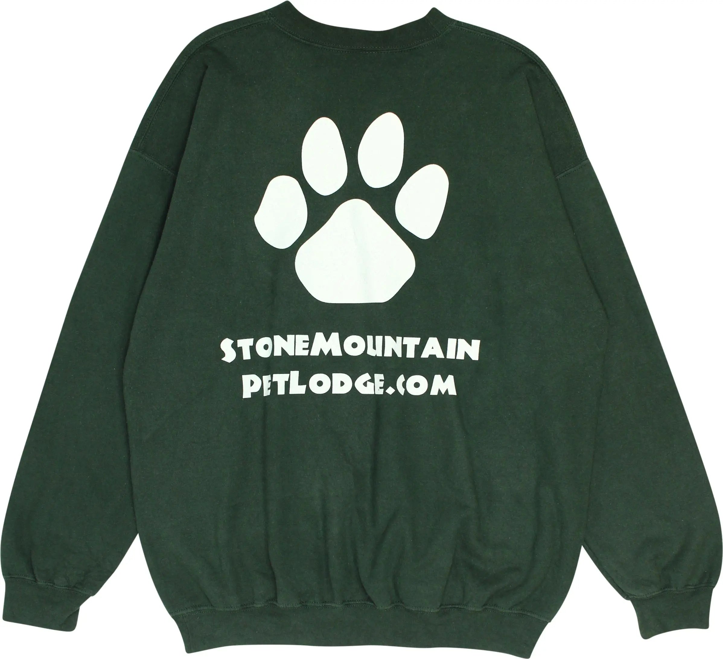 Gildan - Stone Mountain Pet Lodge Sweater- ThriftTale.com - Vintage and second handclothing