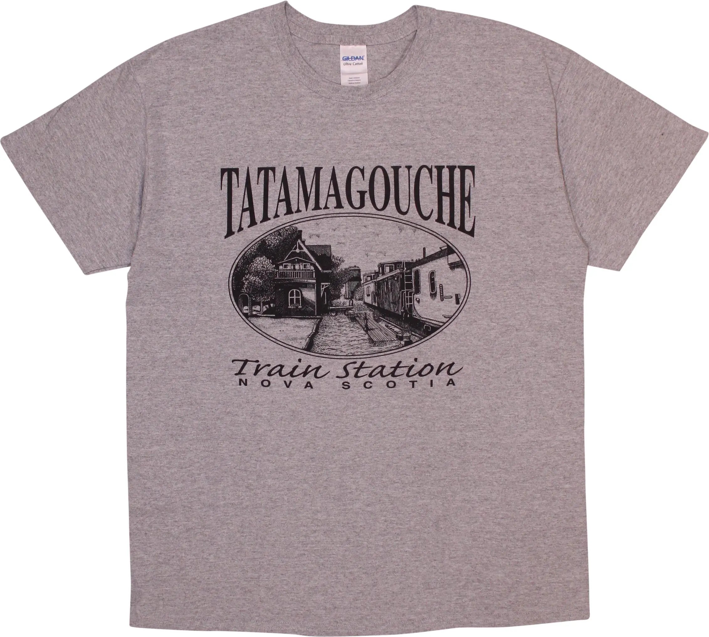 Gildan - Tatamagouche Train Station Print T-shirt- ThriftTale.com - Vintage and second handclothing
