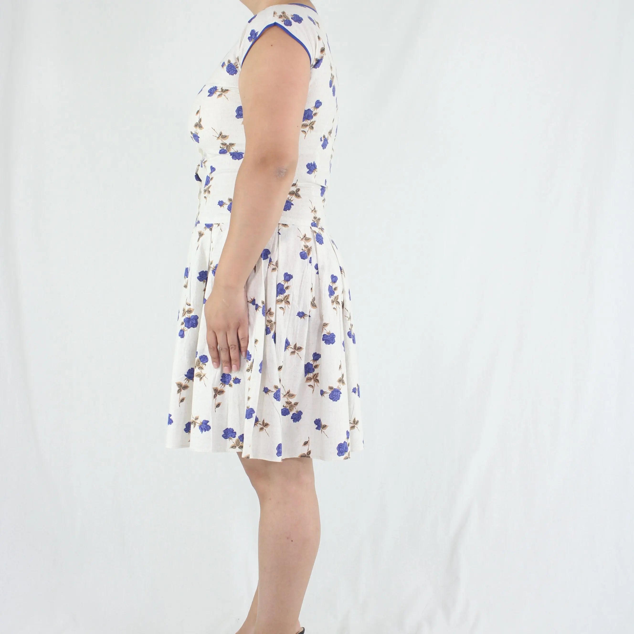 Handmade - Floral Dress- ThriftTale.com - Vintage and second handclothing