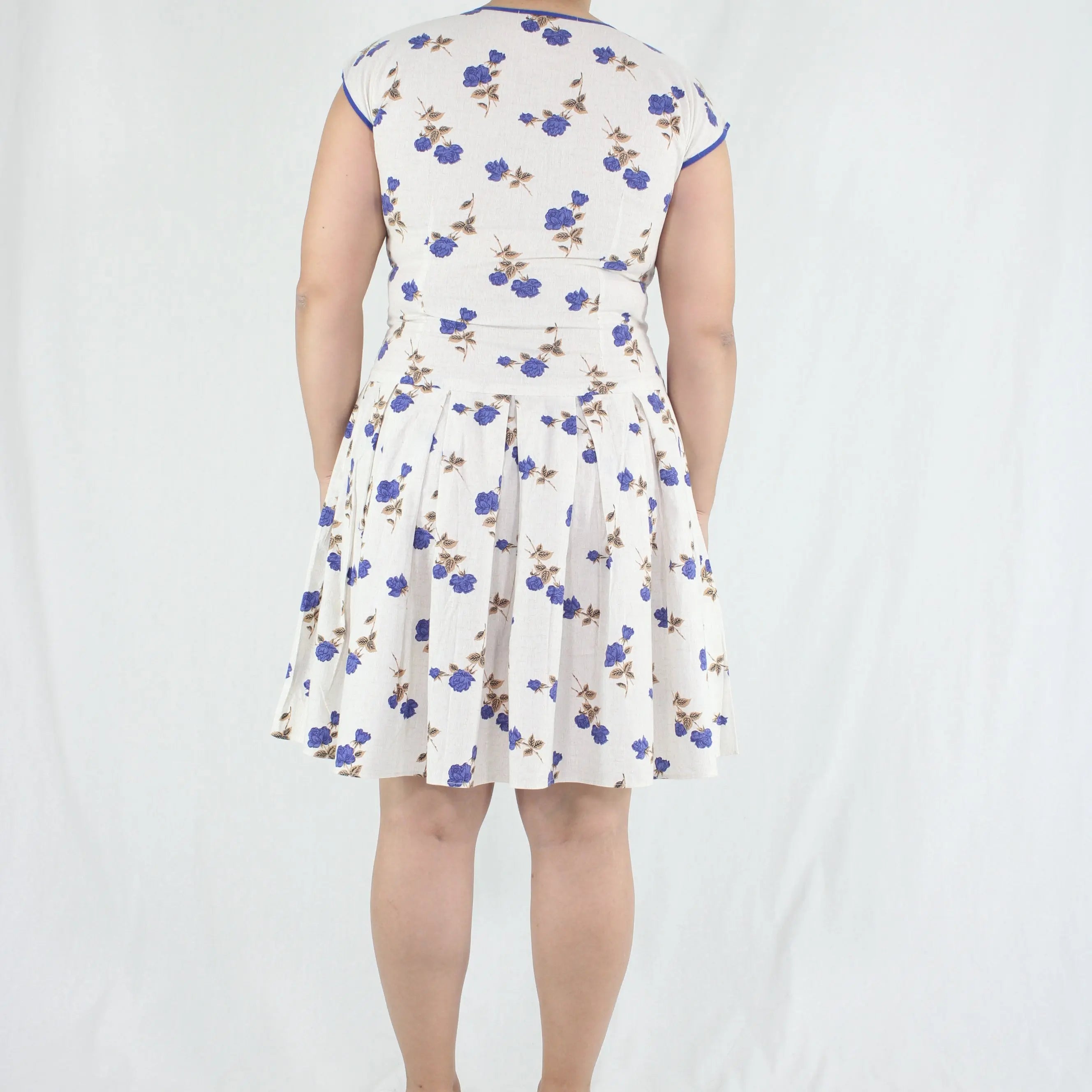 Handmade - Floral Dress- ThriftTale.com - Vintage and second handclothing
