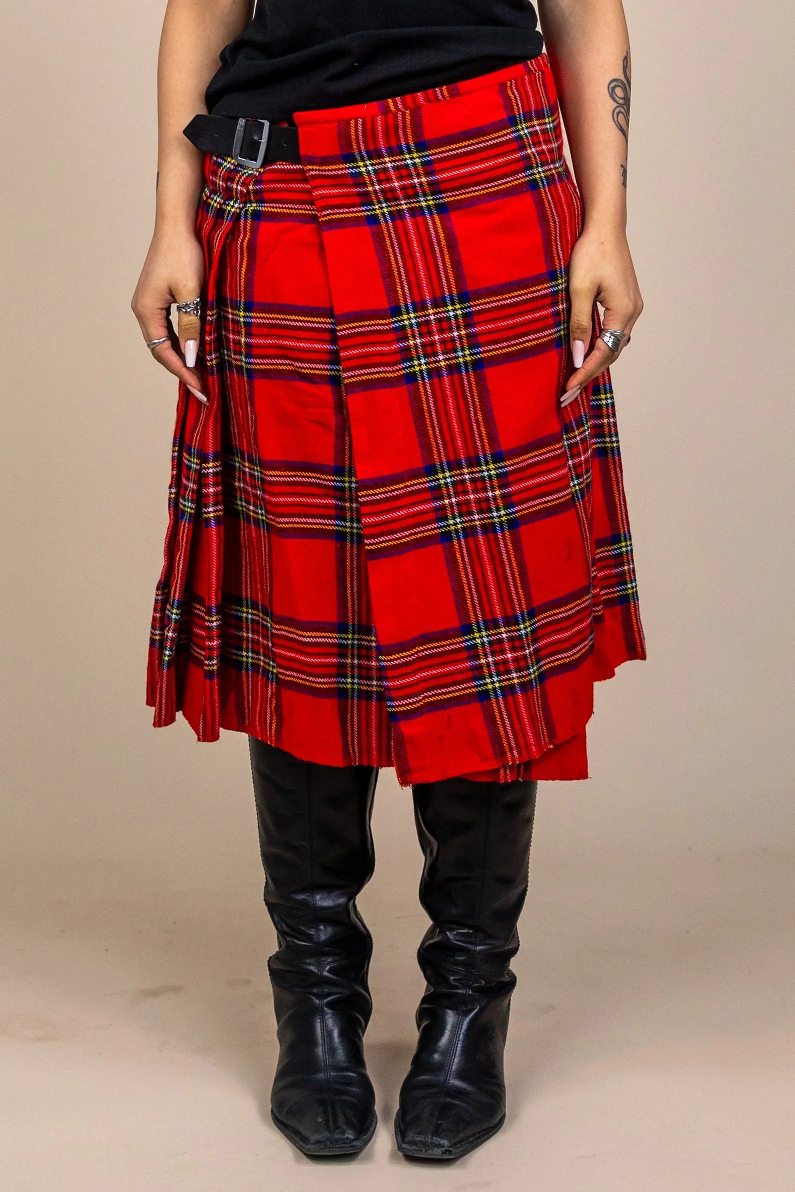 Kilts - Red Tartan Midi Skirt- ThriftTale.com - Vintage and second handclothing