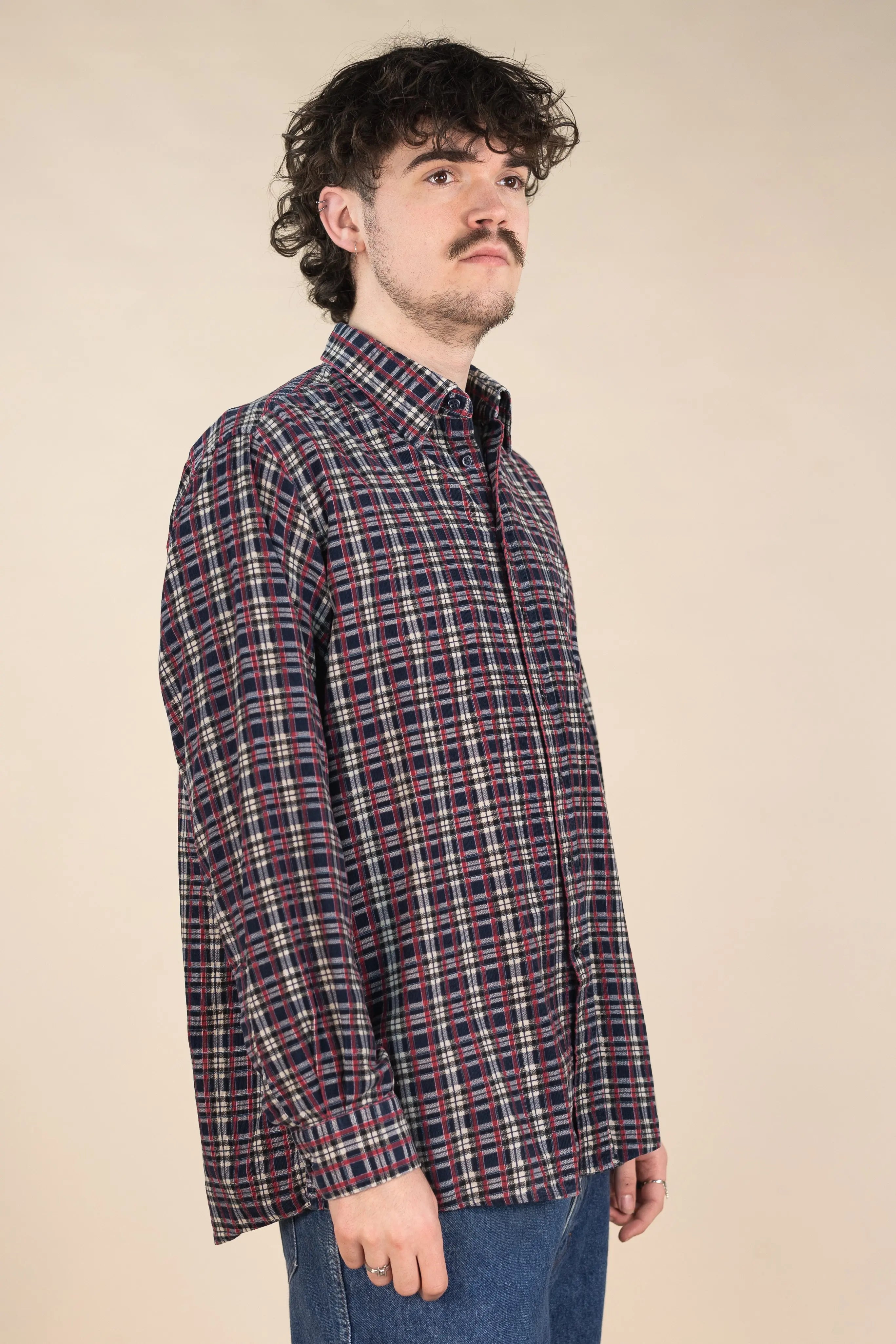 Kingfield - Checkered Corduroy Shirt- ThriftTale.com - Vintage and second handclothing