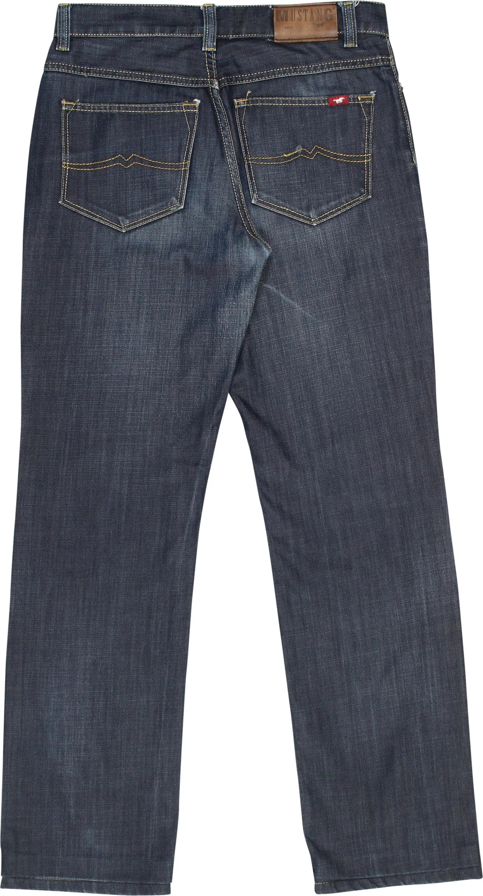 Mustang - Mustang Big Sur Straight Fit Jeans- ThriftTale.com - Vintage and second handclothing