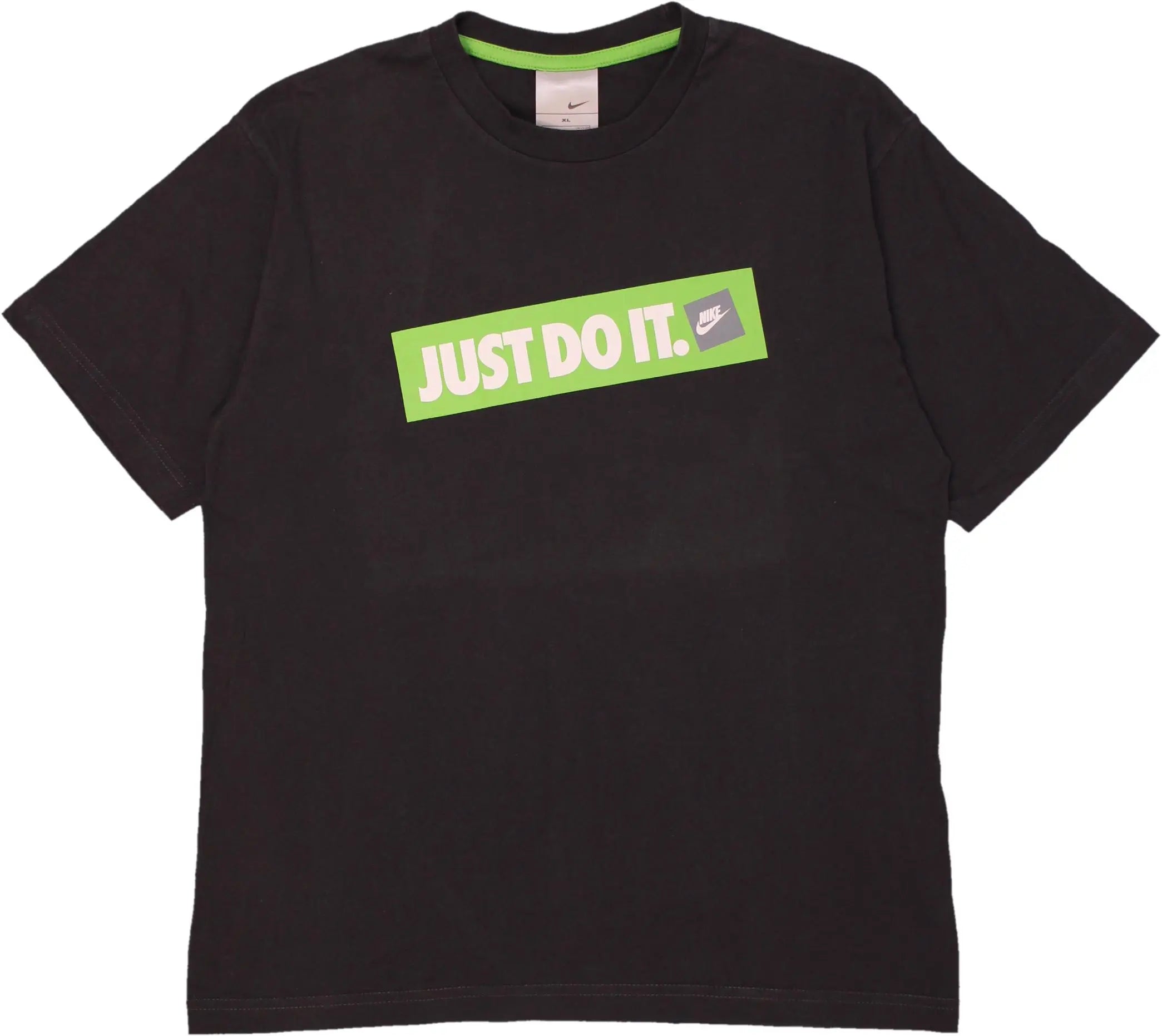 Nike - Nike Just Do It T-shirt- ThriftTale.com - Vintage and second handclothing