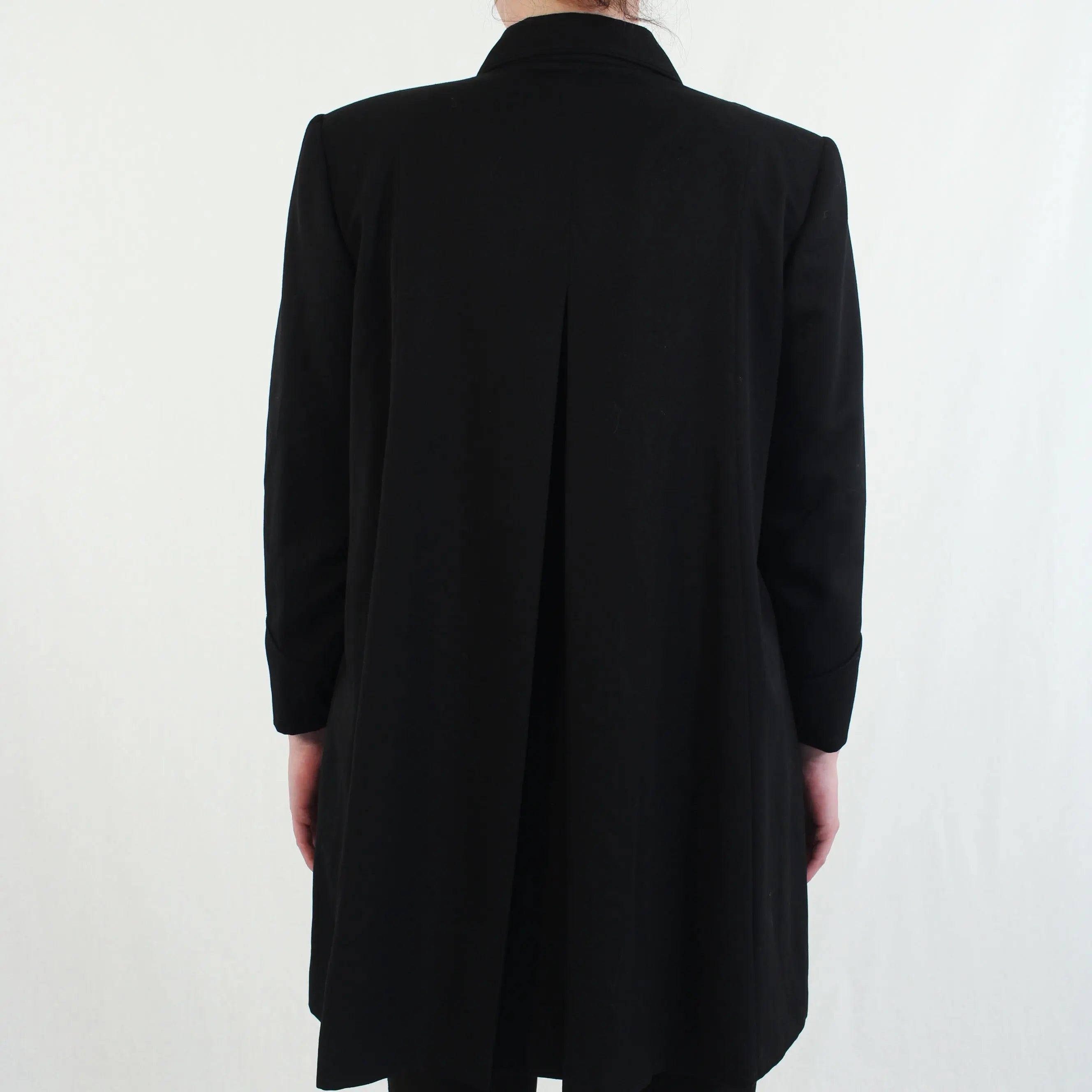 Norma Kamali - Black Blazer with Shoulder Pads by Norma Kamali- ThriftTale.com - Vintage and second handclothing