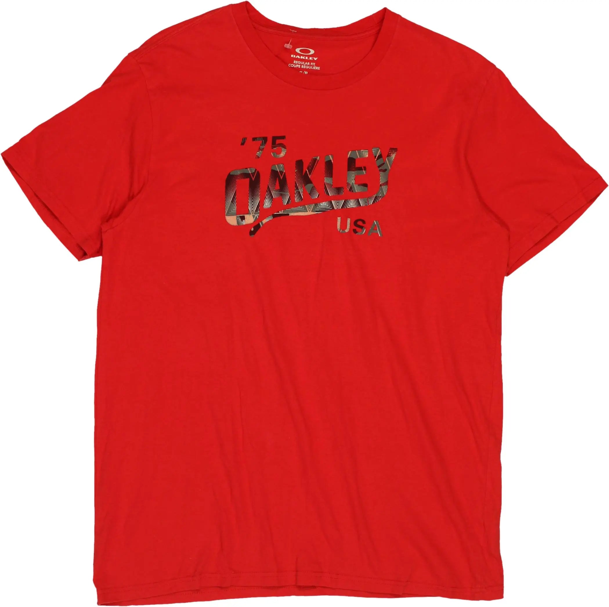 Oakley - T-shirt- ThriftTale.com - Vintage and second handclothing