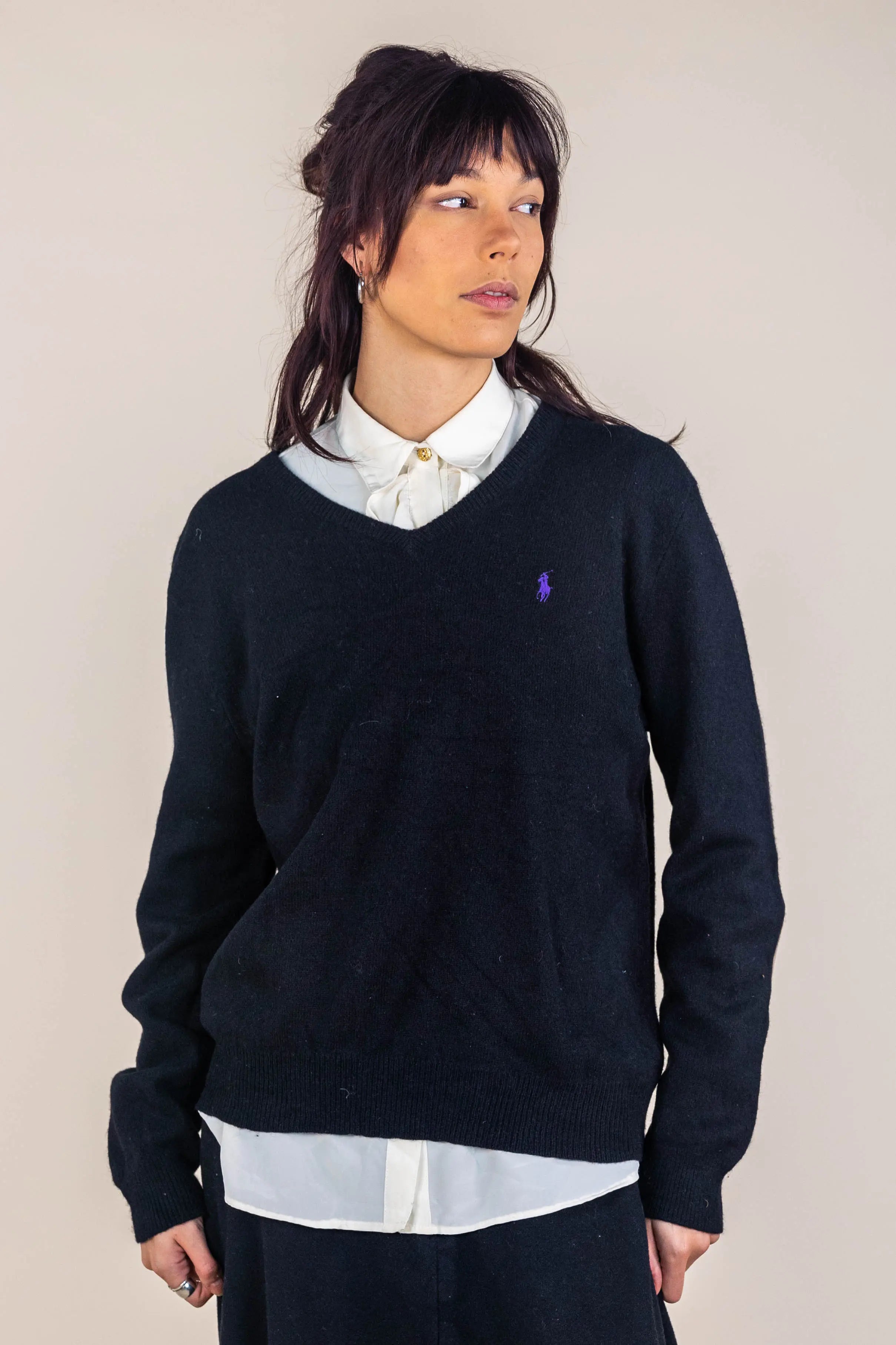 Ralph Lauren - Vintage 90s Lambs Wool V-neck Jumper by Ralph Lauren- ThriftTale.com - Vintage and second handclothing