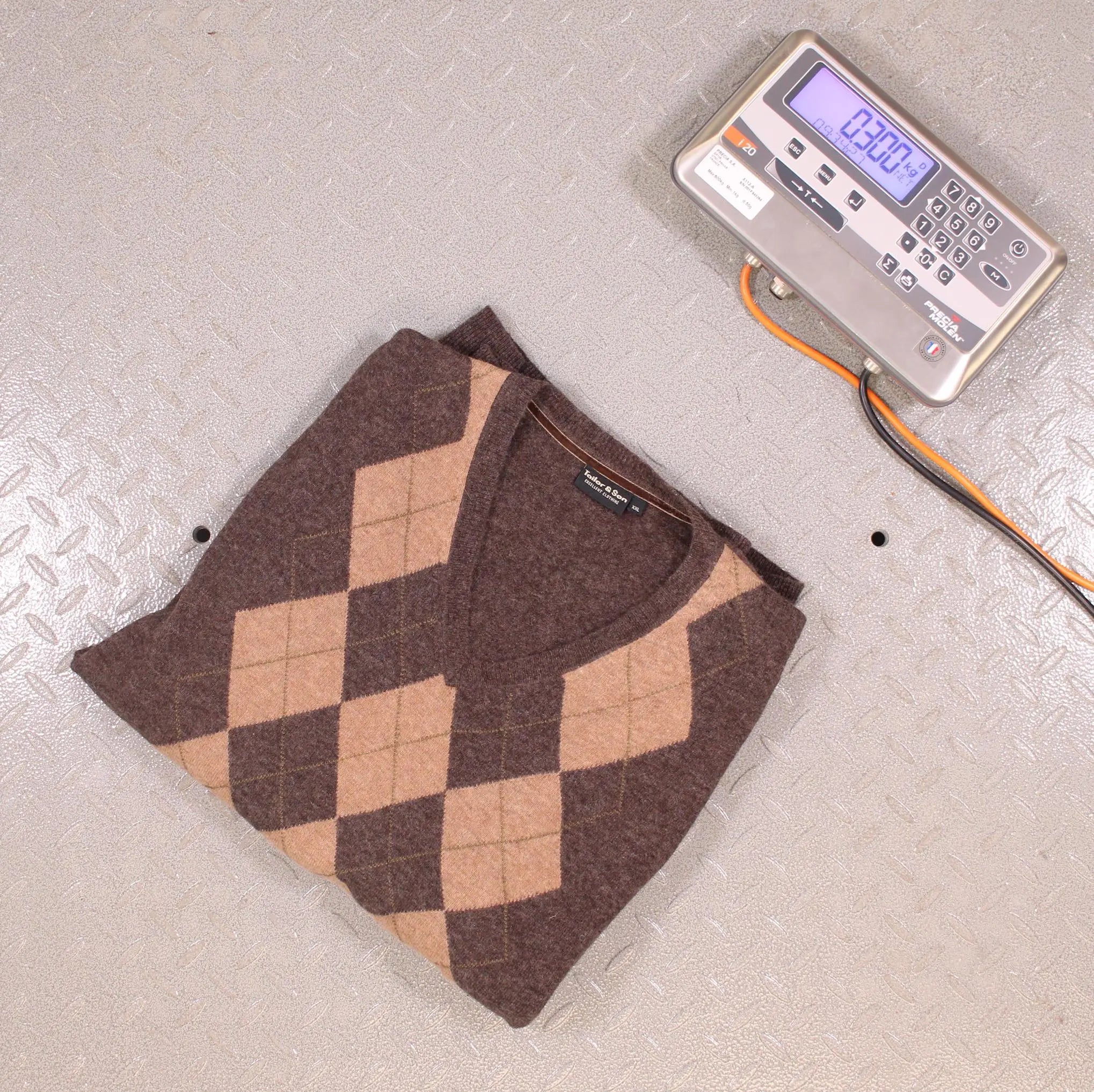 Tailor & Son - Brown Wool Patterned Jumper- ThriftTale.com - Vintage and second handclothing