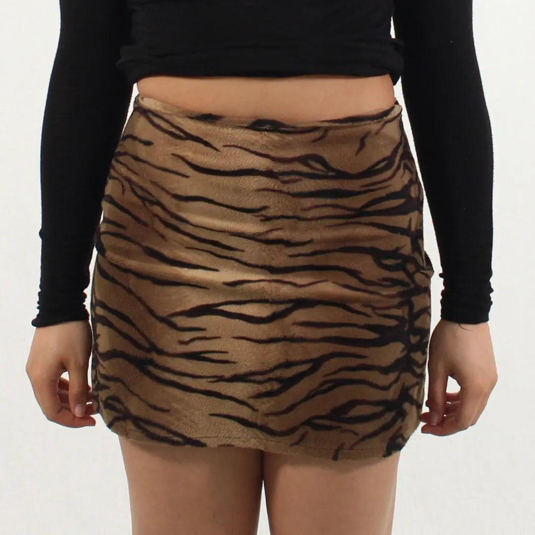 Tally Weijl - 90s Fluffy Animal Print Skirt- ThriftTale.com - Vintage and second handclothing
