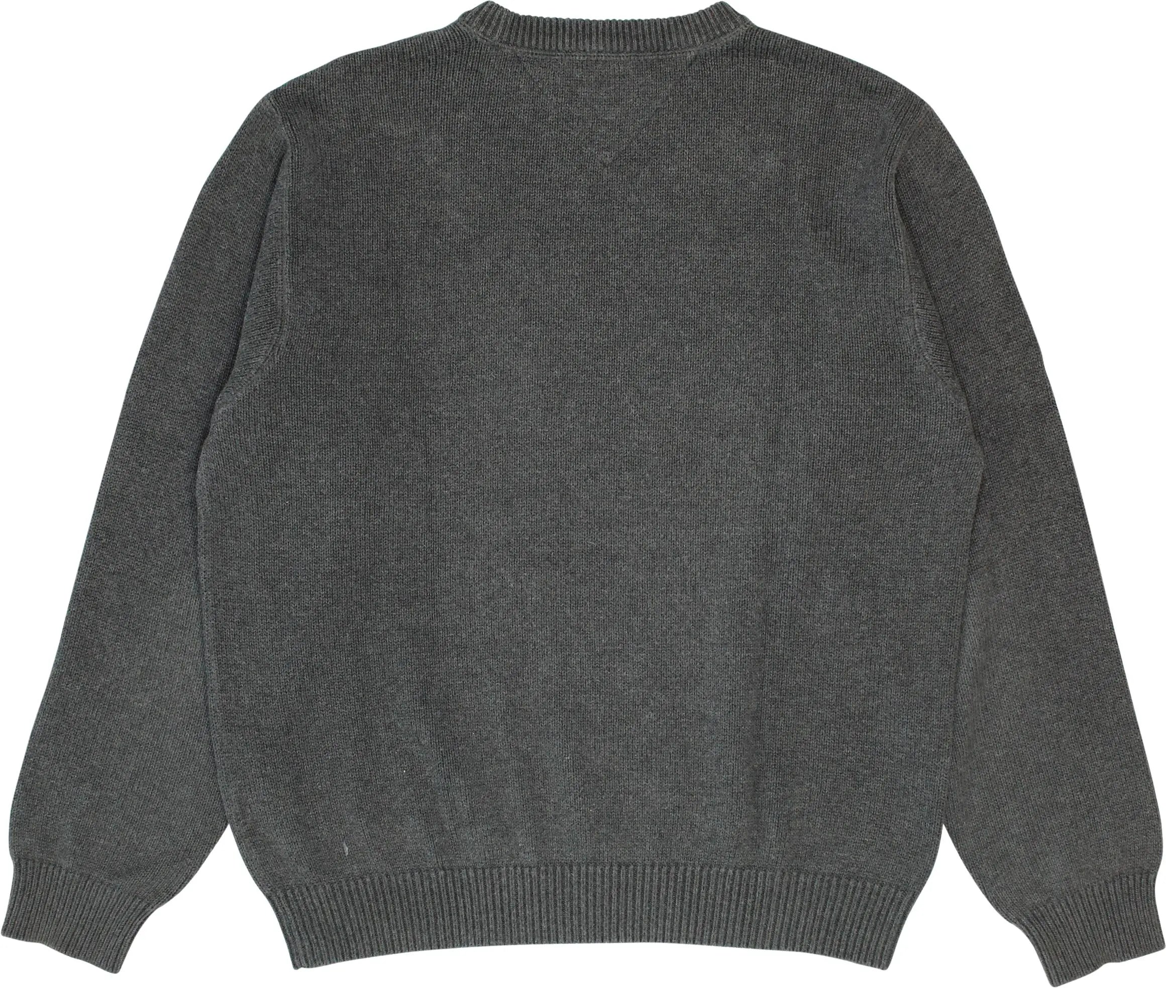 Tommy Hilfiger - 90s Grey Knitted Sweater by Tommy Hilfiger- ThriftTale.com - Vintage and second handclothing