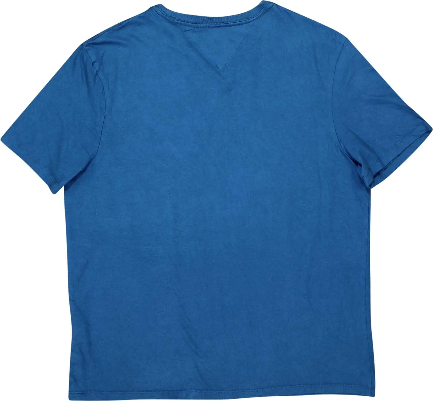 Tommy Hilfiger - Blue T-Shirt by Tommy Hilfiger- ThriftTale.com - Vintage and second handclothing