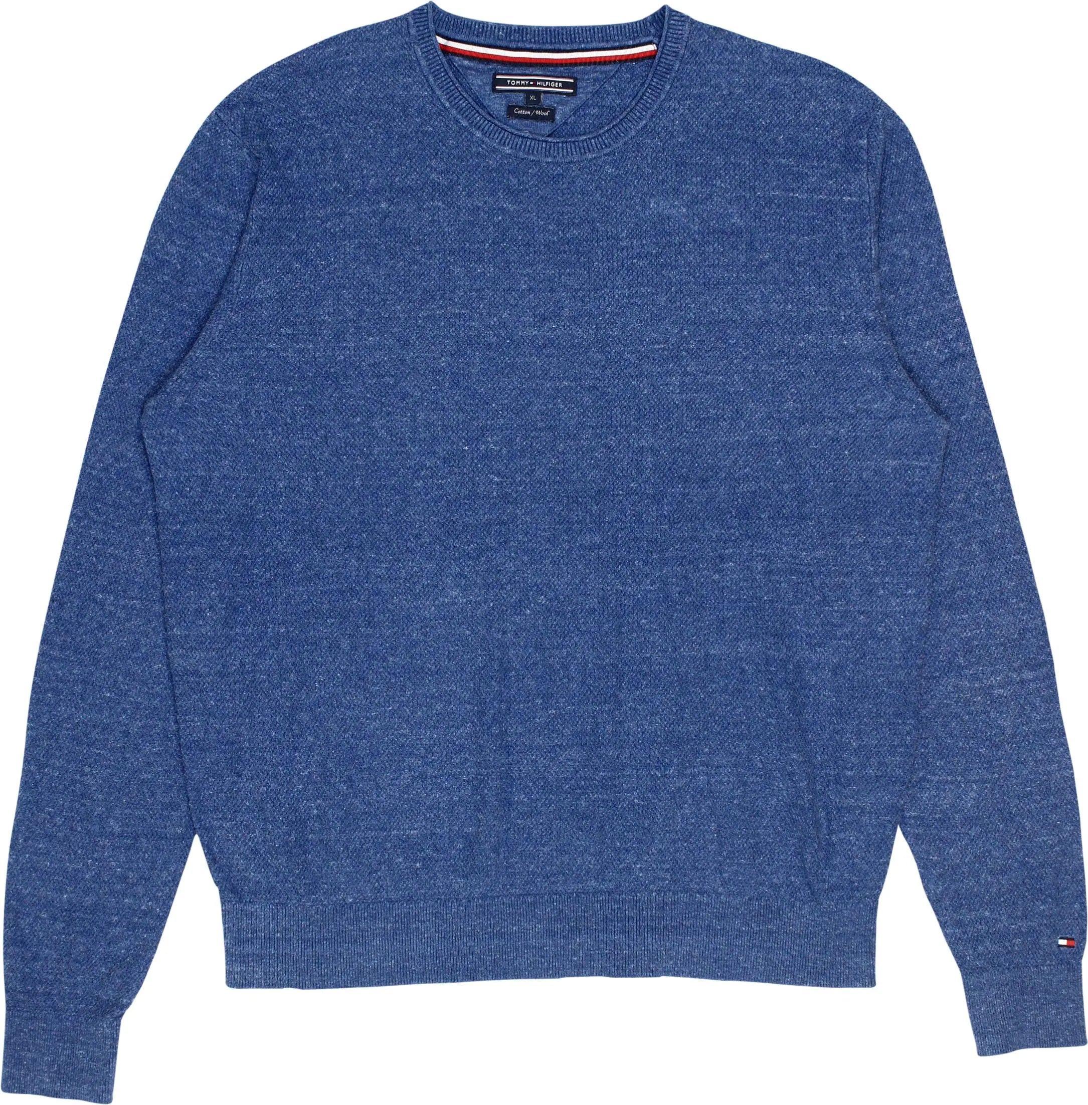 Tommy Hilfiger - Knitted Sweater by Tommy Hilfiger- ThriftTale.com - Vintage and second handclothing