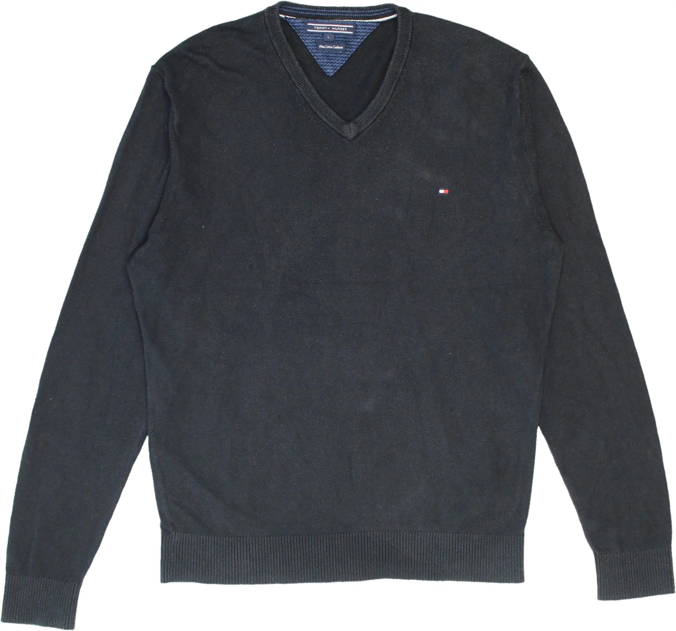 Tommy Hilfiger - Tommy Hilfiger Black V-Neck Sweater- ThriftTale.com - Vintage and second handclothing