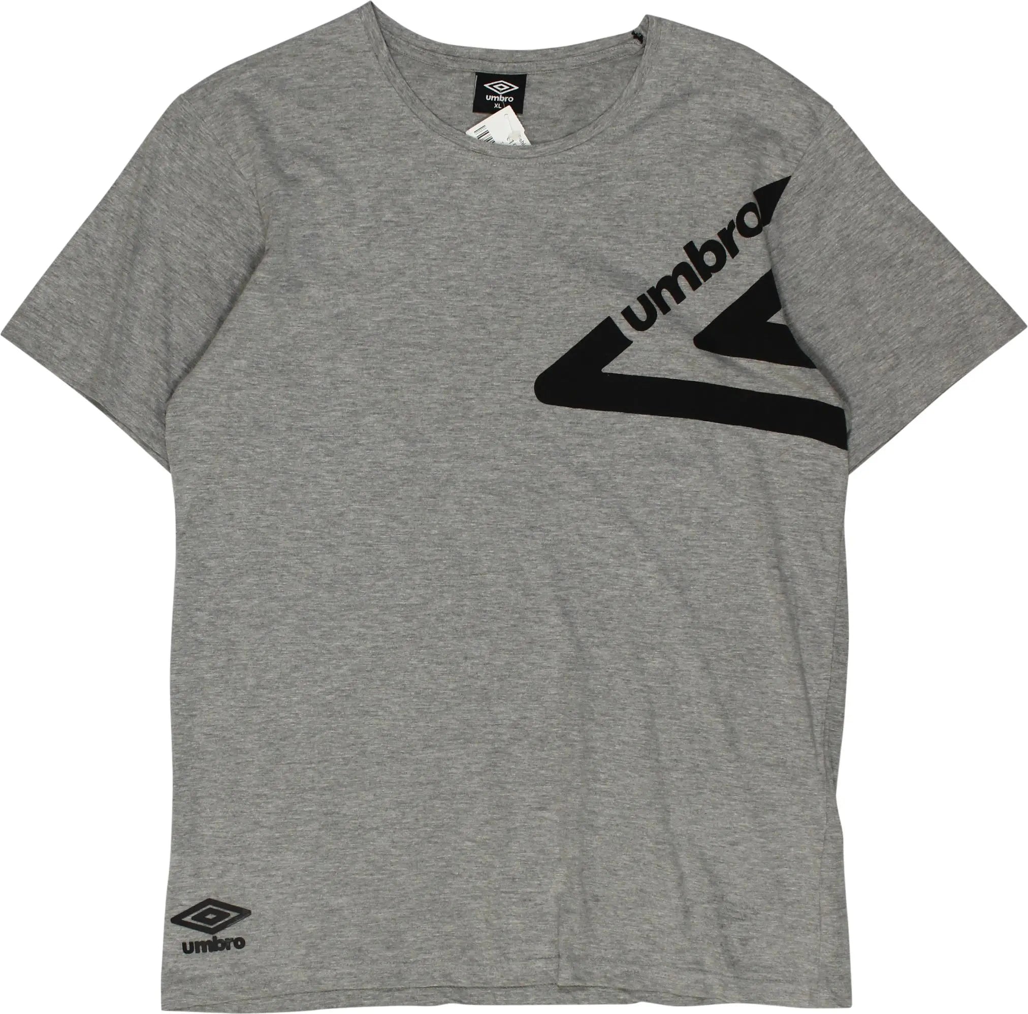 Umbro - T-Shirt- ThriftTale.com - Vintage and second handclothing