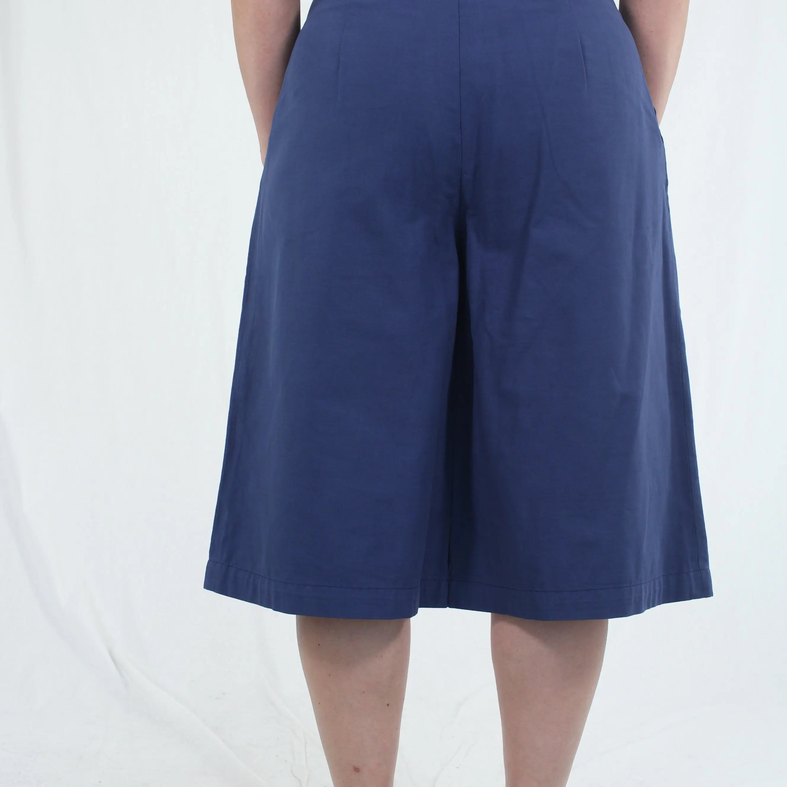 Unknown - Blue Cotton Culottes- ThriftTale.com - Vintage and second handclothing
