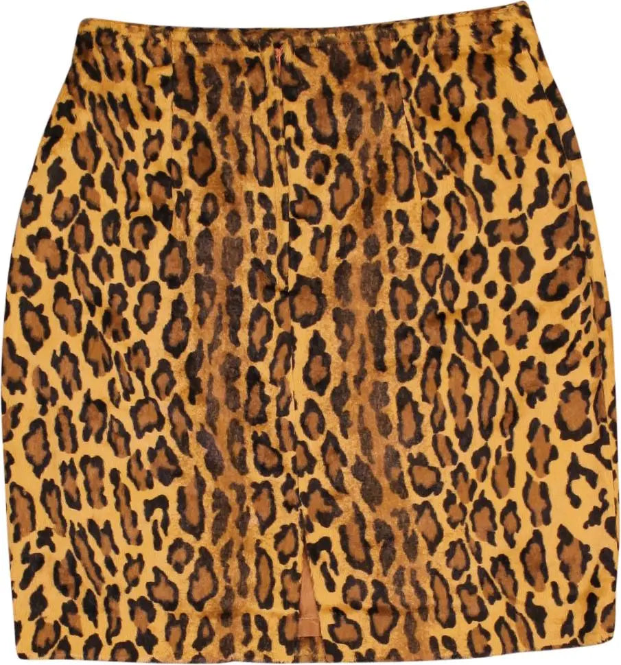 Unknown - Fluffy Leopard Mini Skirt- ThriftTale.com - Vintage and second handclothing