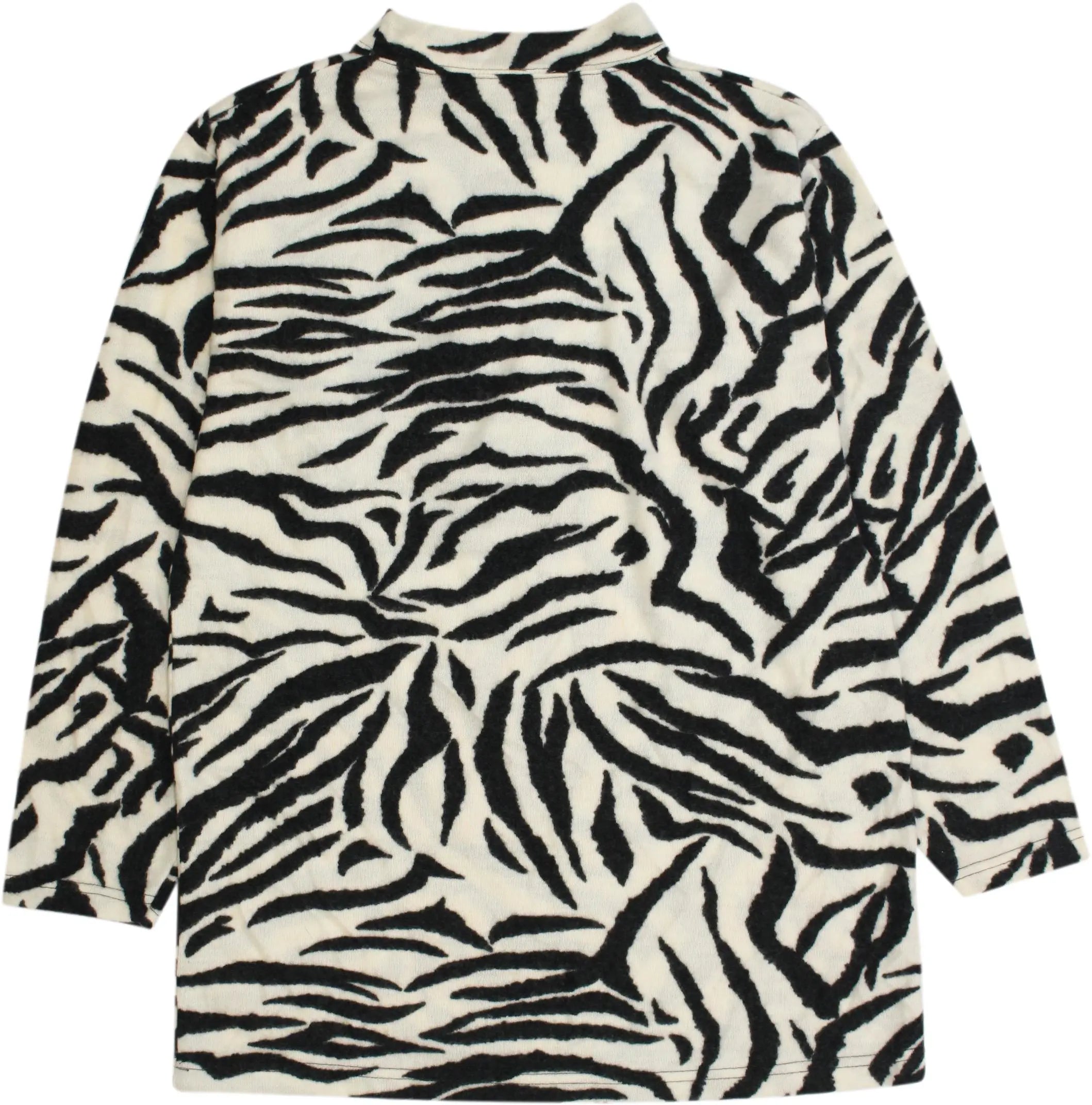 Unknown - Soft Crewneck Sweater with Zebra Print- ThriftTale.com - Vintage and second handclothing