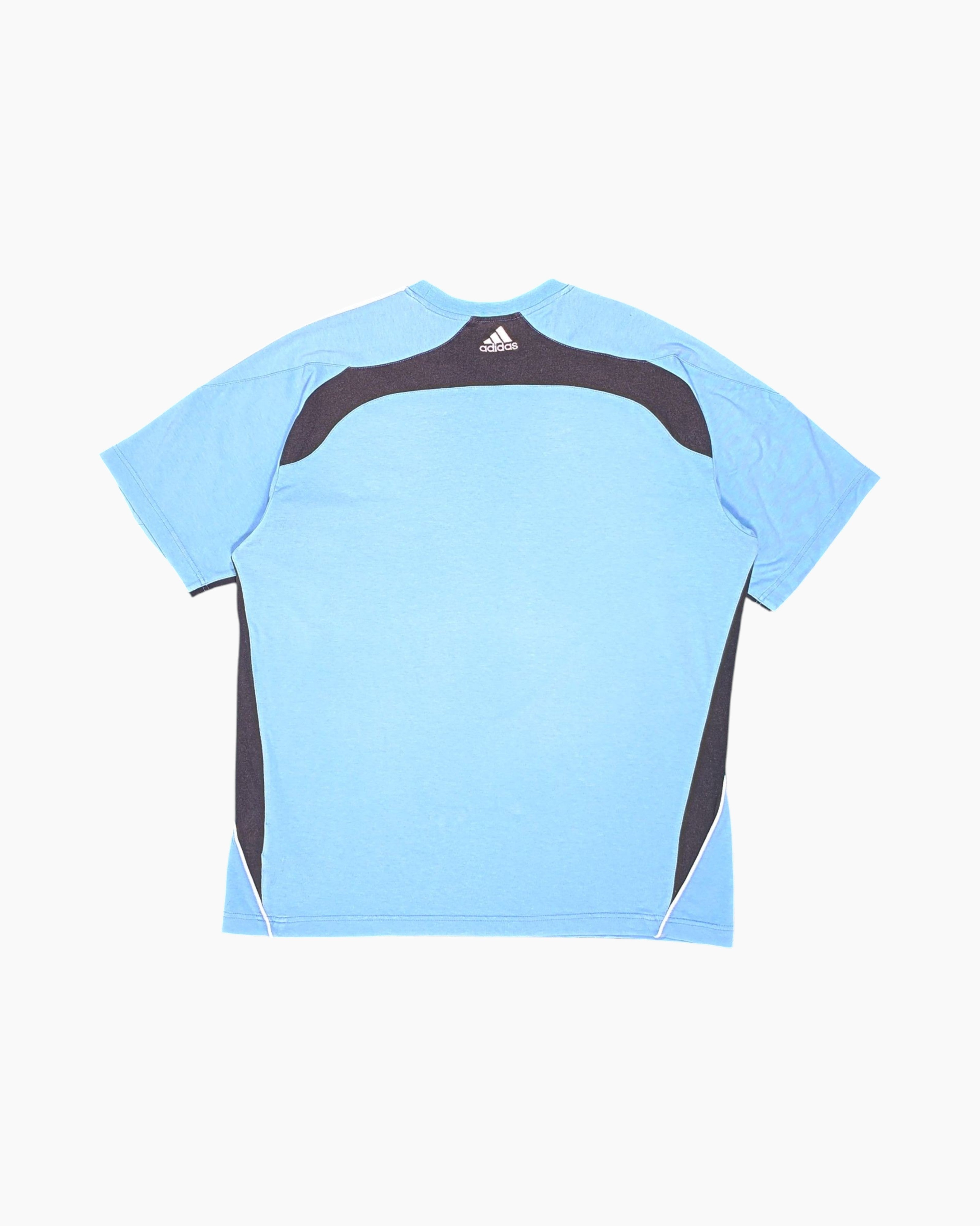 Back Vintage 2000s adidas Graphic/Logo Athletic T-Shirt – Blue Contrast Panels