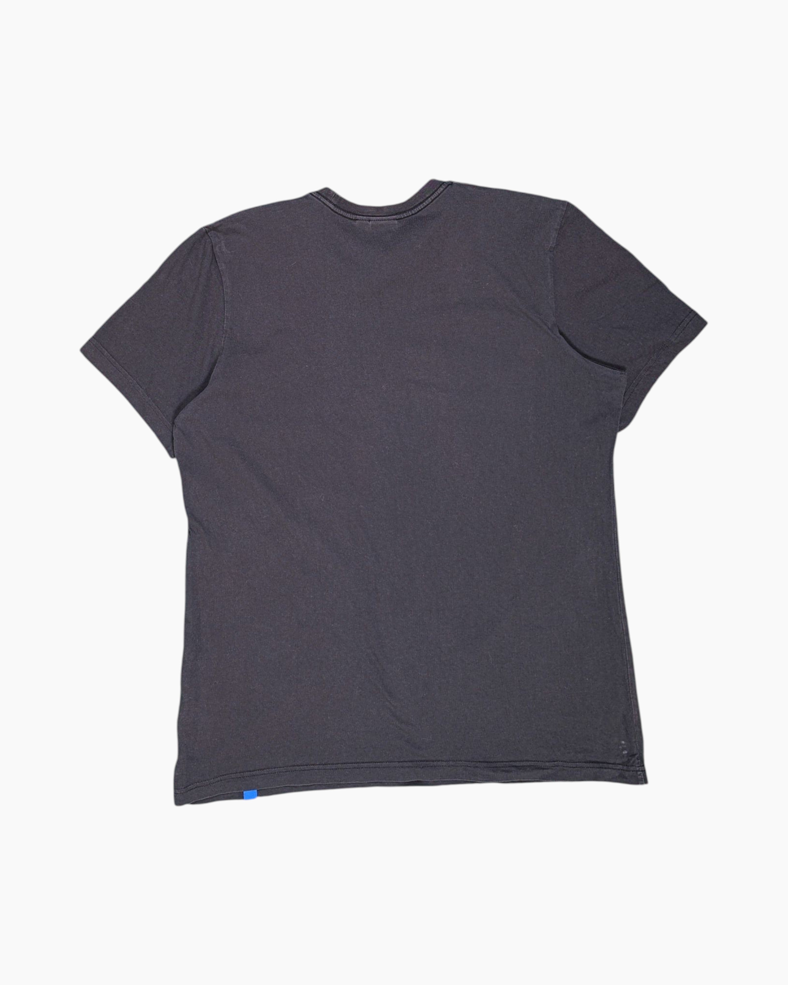 Back Pre-owned adidas Graphic T-Shirt – Black Front Print
