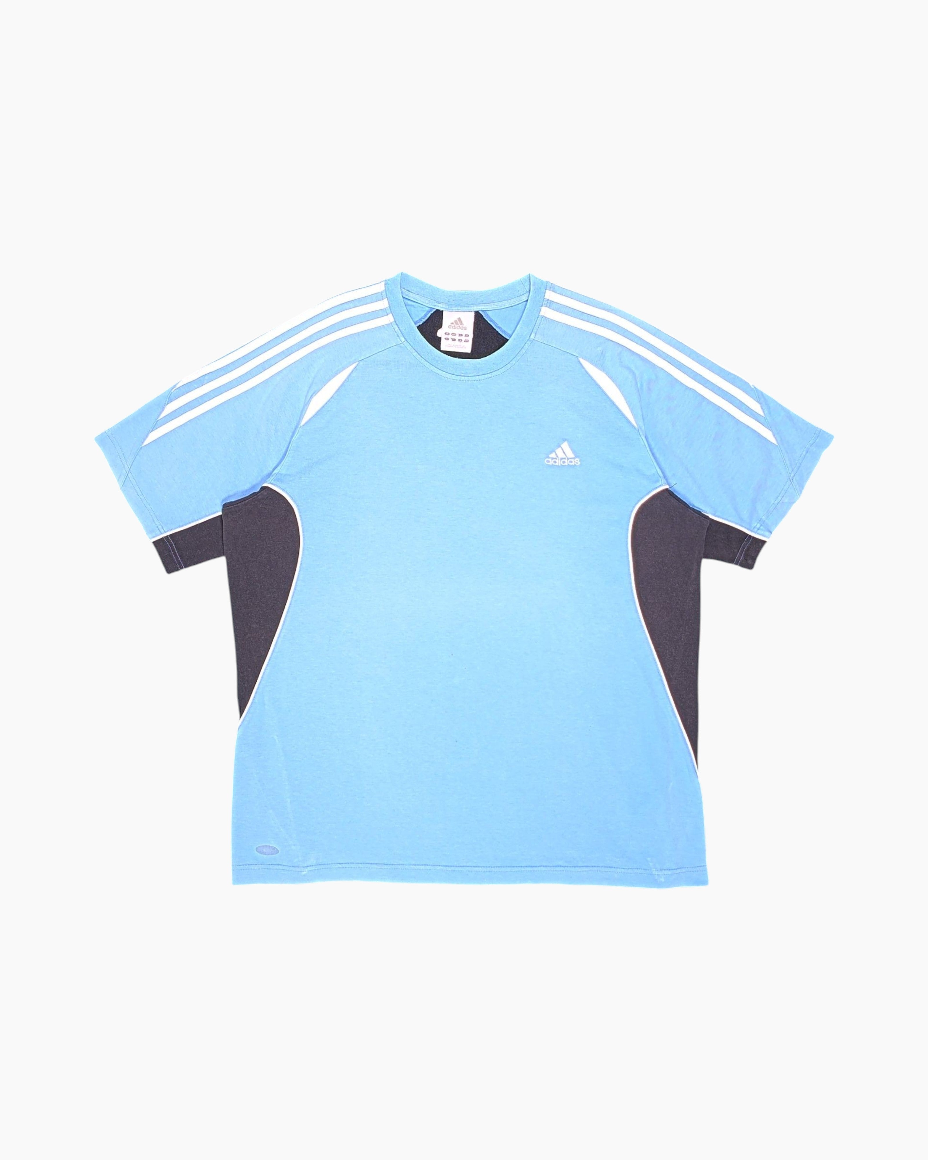 Front Vintage 2000s adidas Graphic/Logo Athletic T-Shirt – Blue Contrast Panels