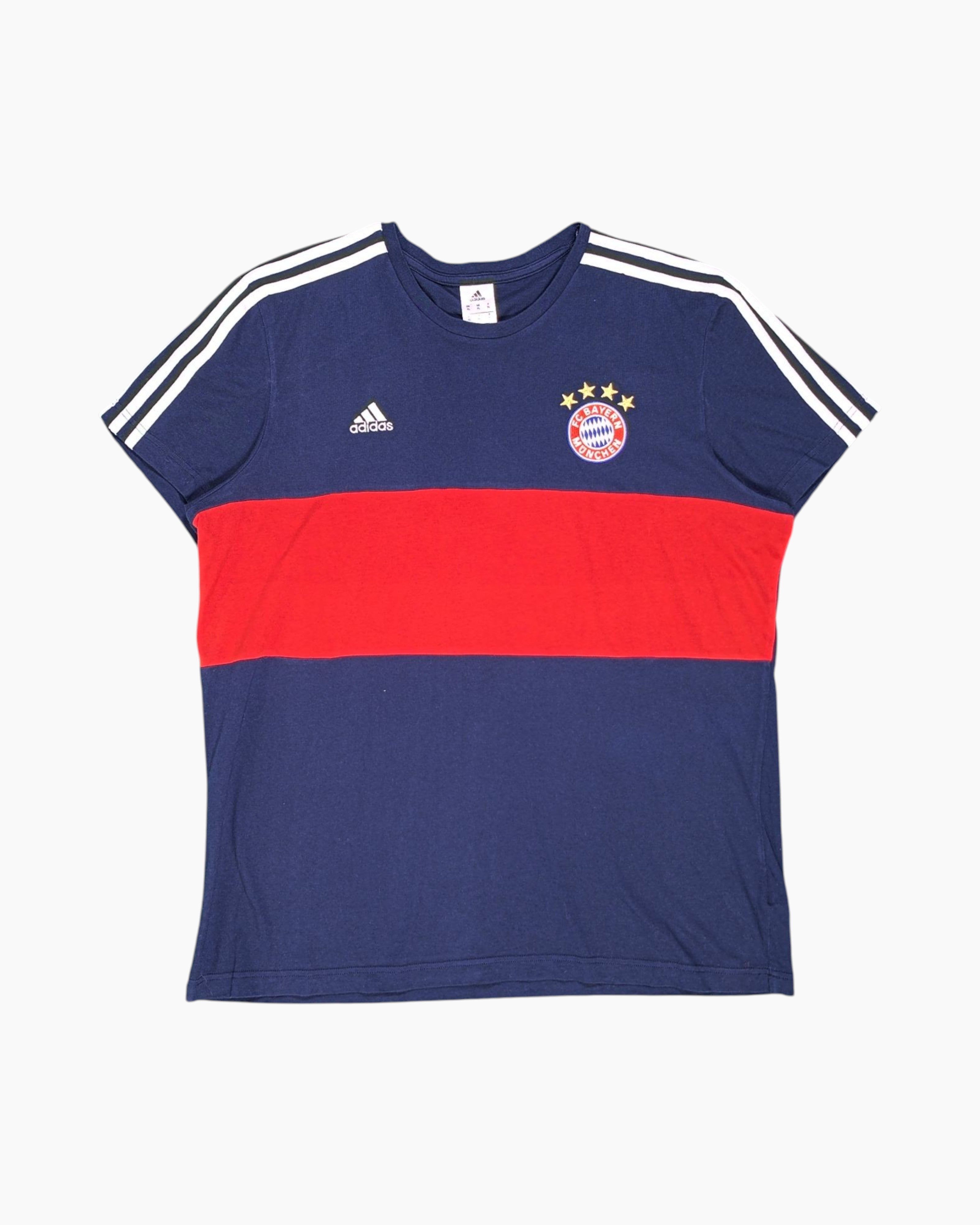 Front Pre-owned adidas Graphic T-Shirt – Navy Contrast Chest Panel