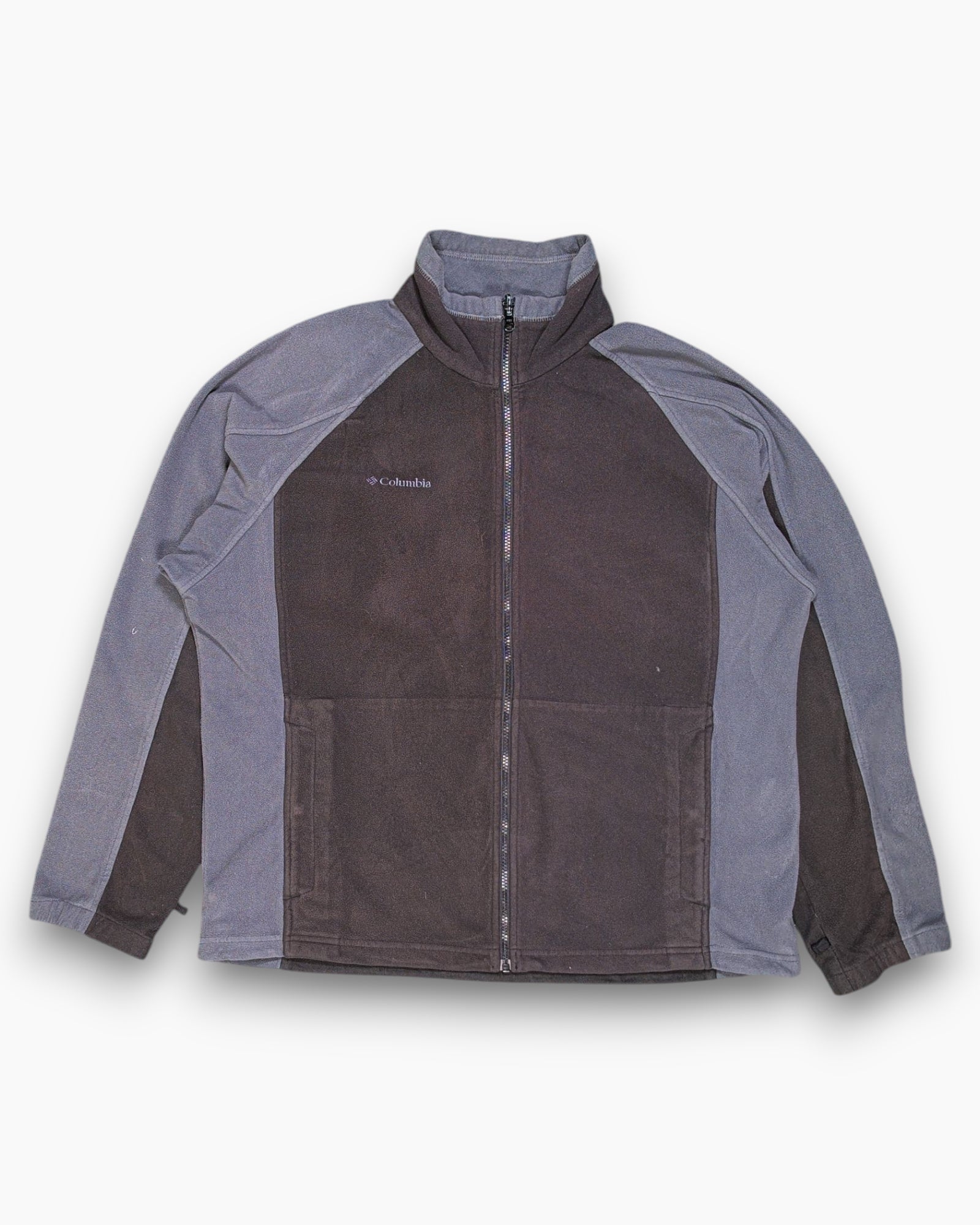Front Pre-owned Columbia Sportswear Company Full-Zip Fleece Jacket – Gray Contrast Paneling